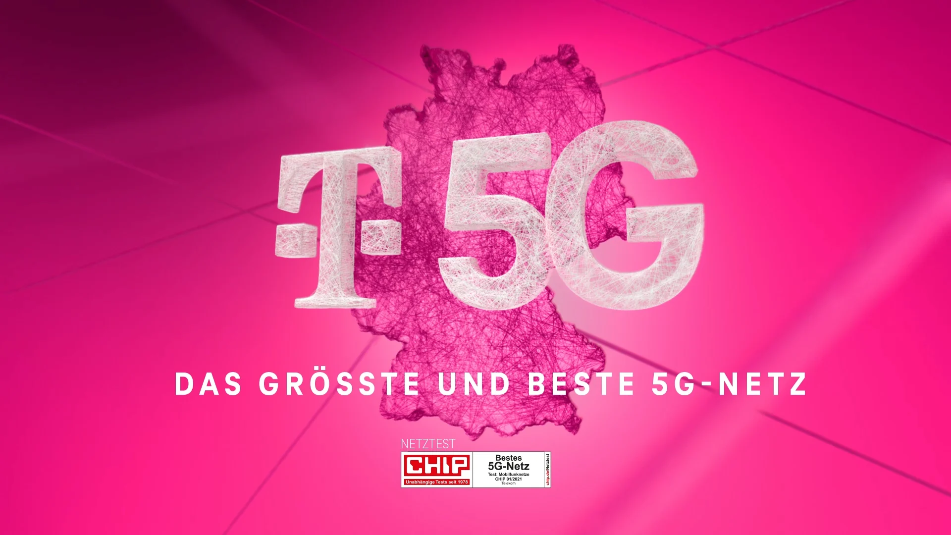 Telekom Keyvisual consiting out of the letters T5G in front of the shape of Germany. All consisting out of a weaved structure of white lines.
