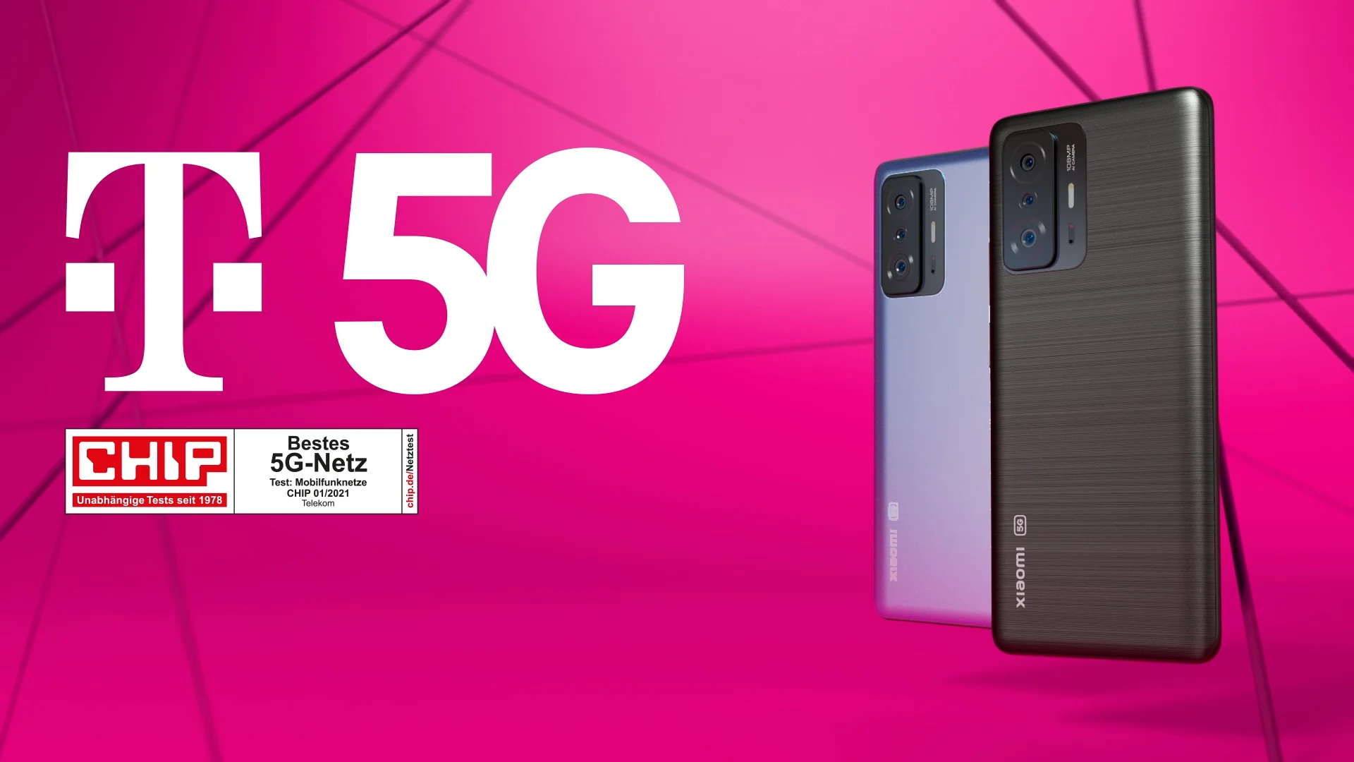 back of two smart phones with focus on the camera lenses in front of an abstract magenta room on the right side and the T5G Logo on the left side