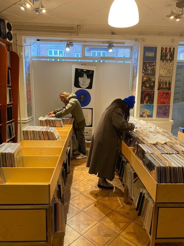 Sara Bilić in a record store