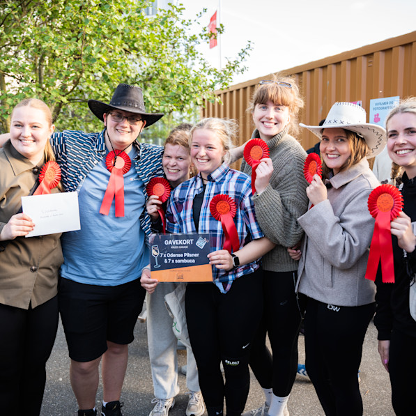 Slotskampen 25: Bondegården