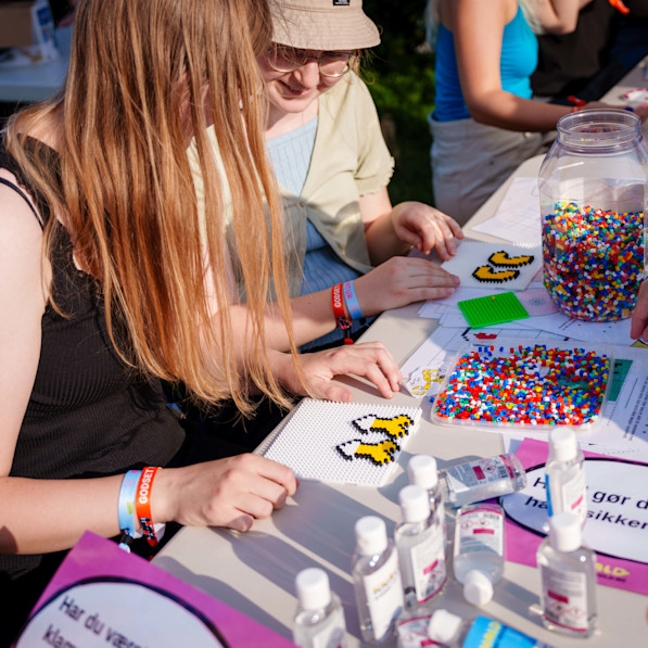 KONTUR 24 - bead plates