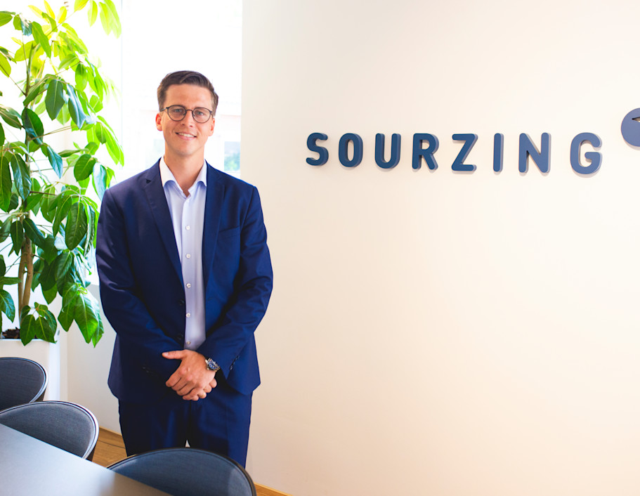 Portræt af Simon Juel Bundsgaard ved firmanavnet Sourzing