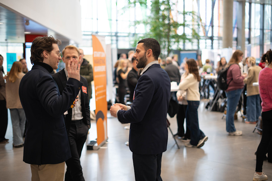 Students Business Lunch 2