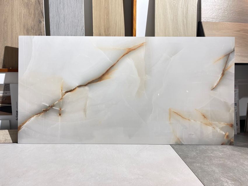 Pavimento in gres porcellanato effetto marmo Shell Onyx 60x120 spessore 5 mm