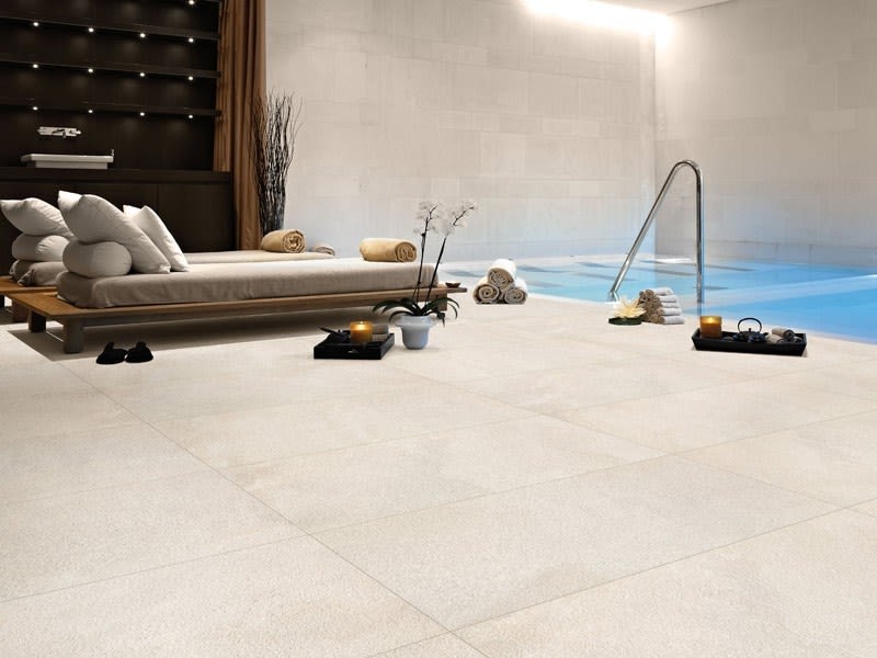 Pavimento in gres porcellanato Dragon White 60x60 R11 Occasione