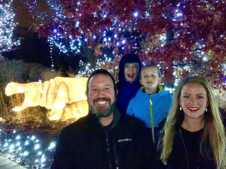 Meredith and her family at the ZOO