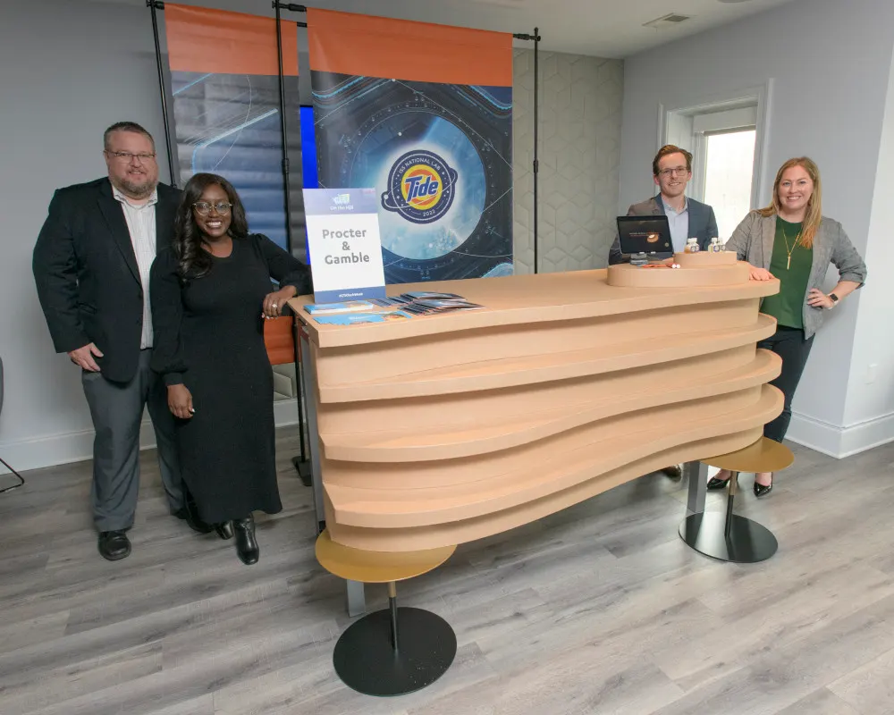 P&G CES on the Hill Group at Booth