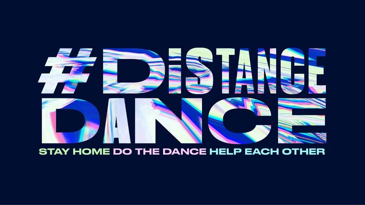 Screenshot of Tiktok influencer Charli D’Amelio dancing the #DistanceDance