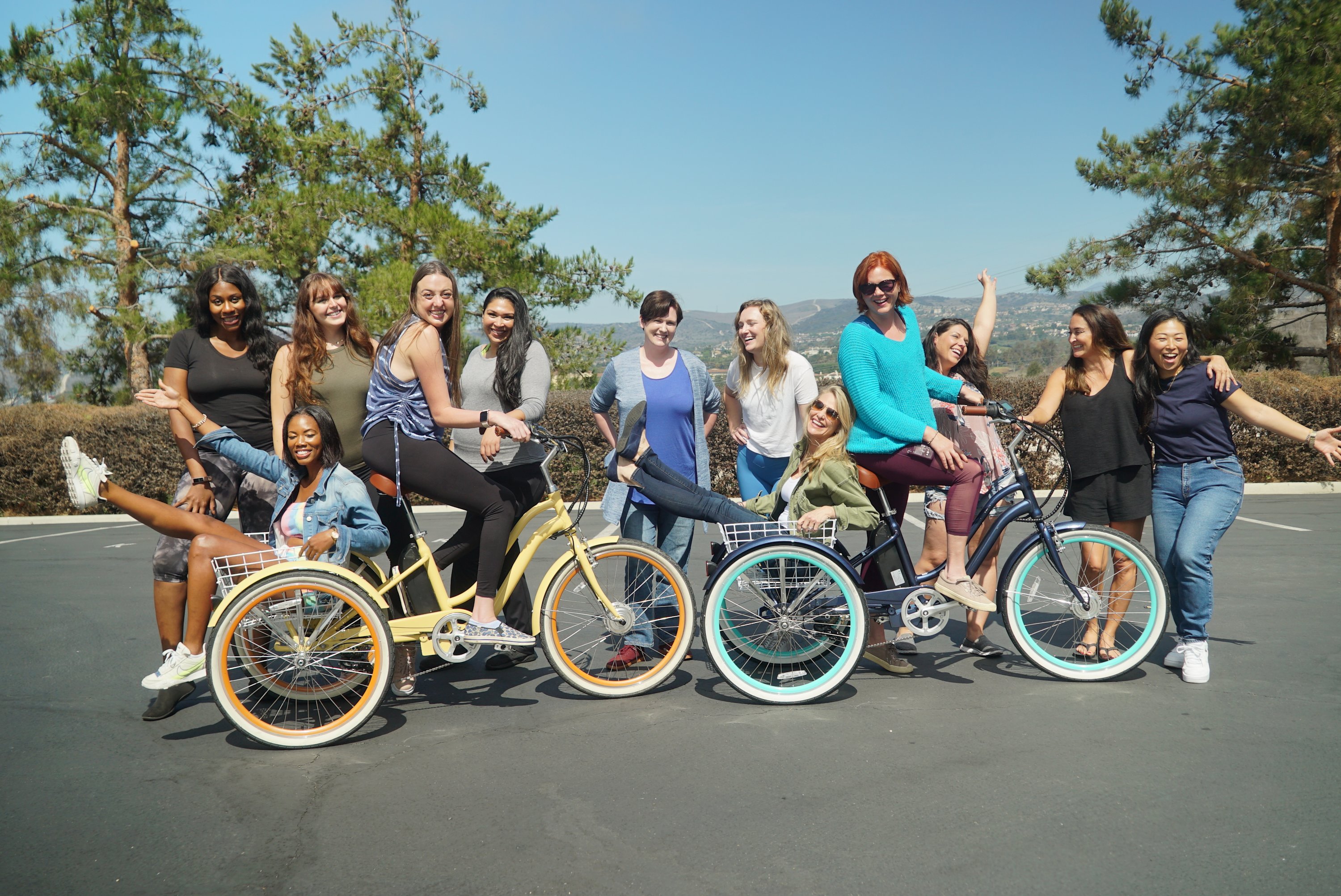 Women's First Ride on Electric Tricycle: Watch 5'1