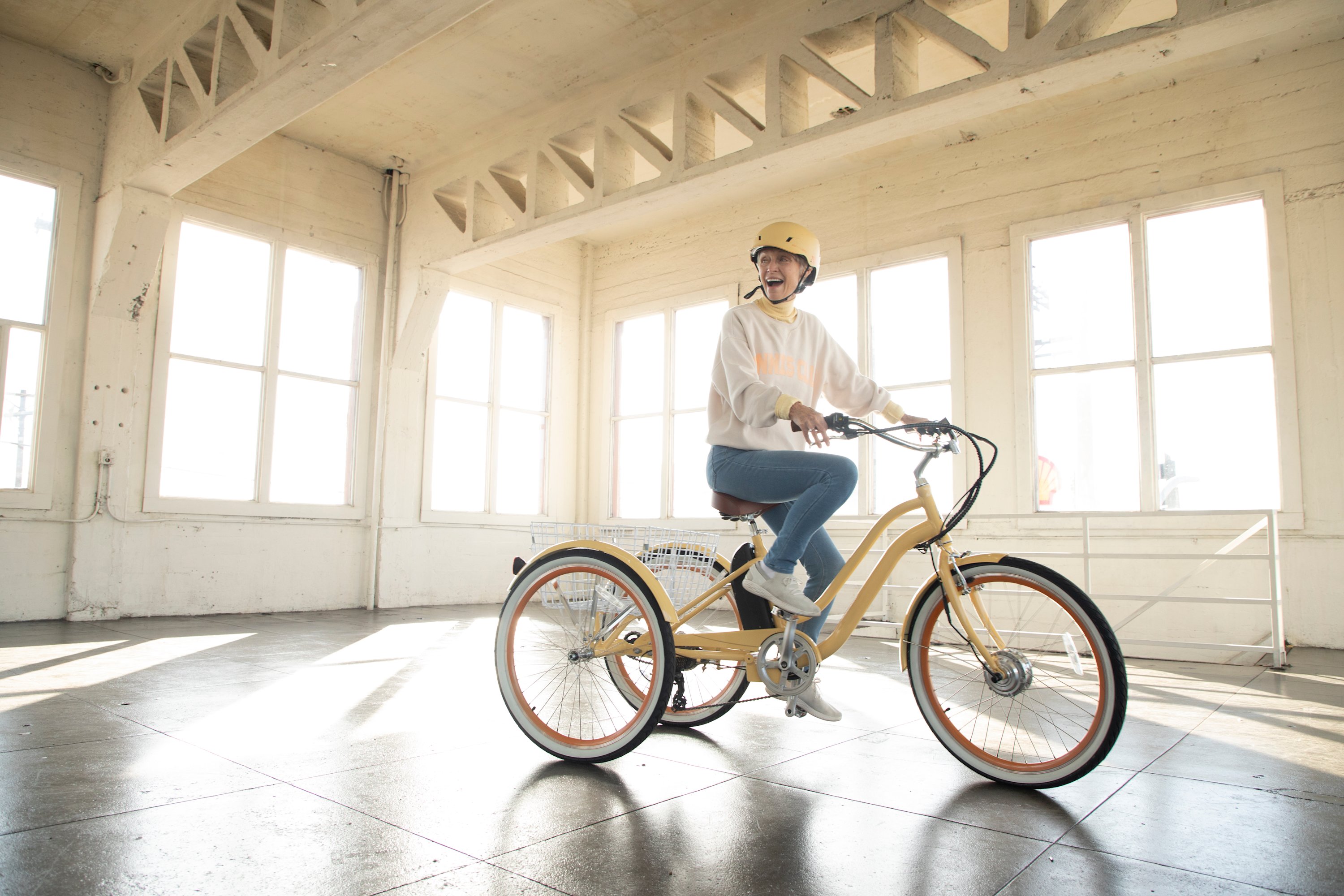 Seniors Live Electric Bike Demo Experience the Joy of EBiking
