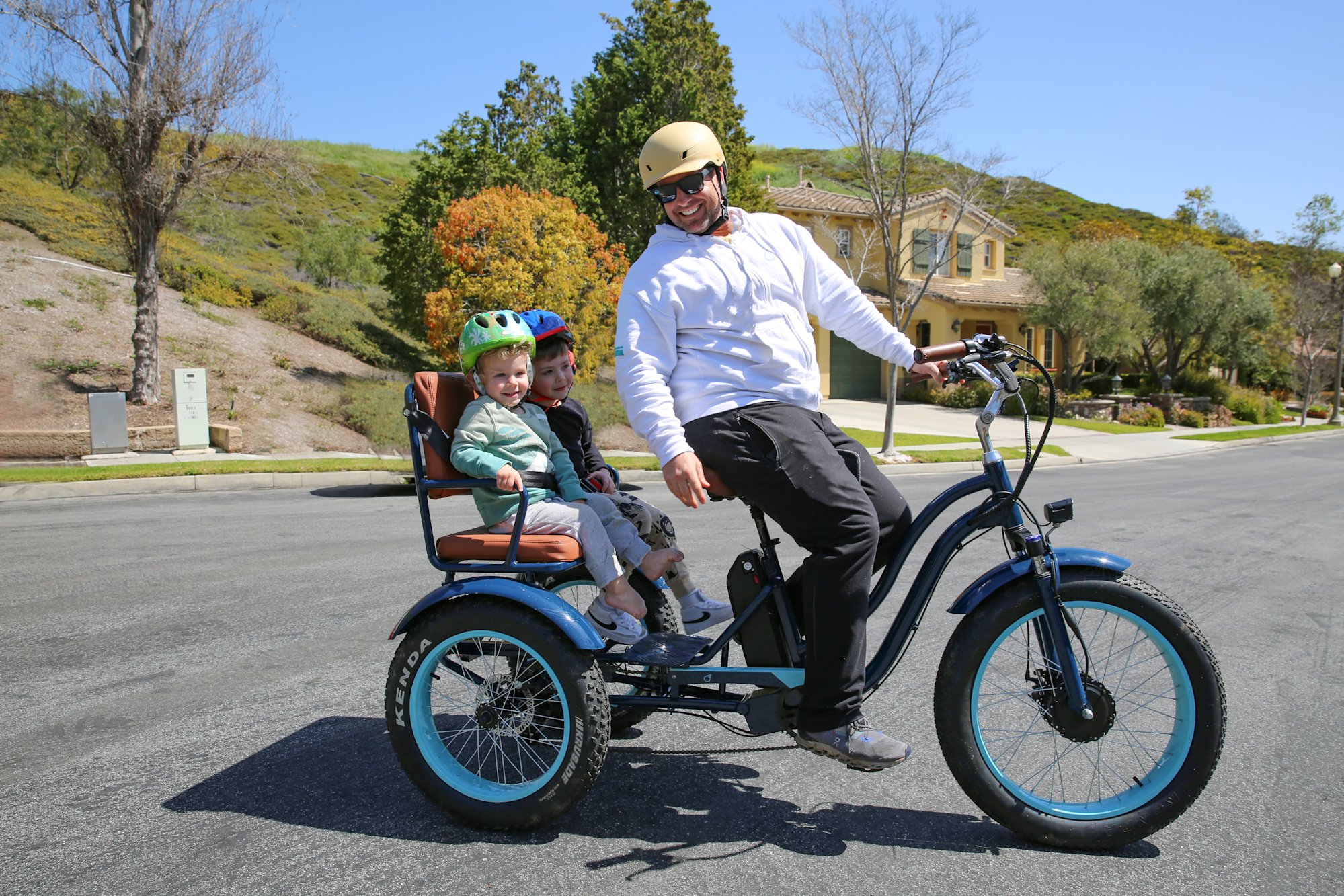 kids bike that attaches to adult bike