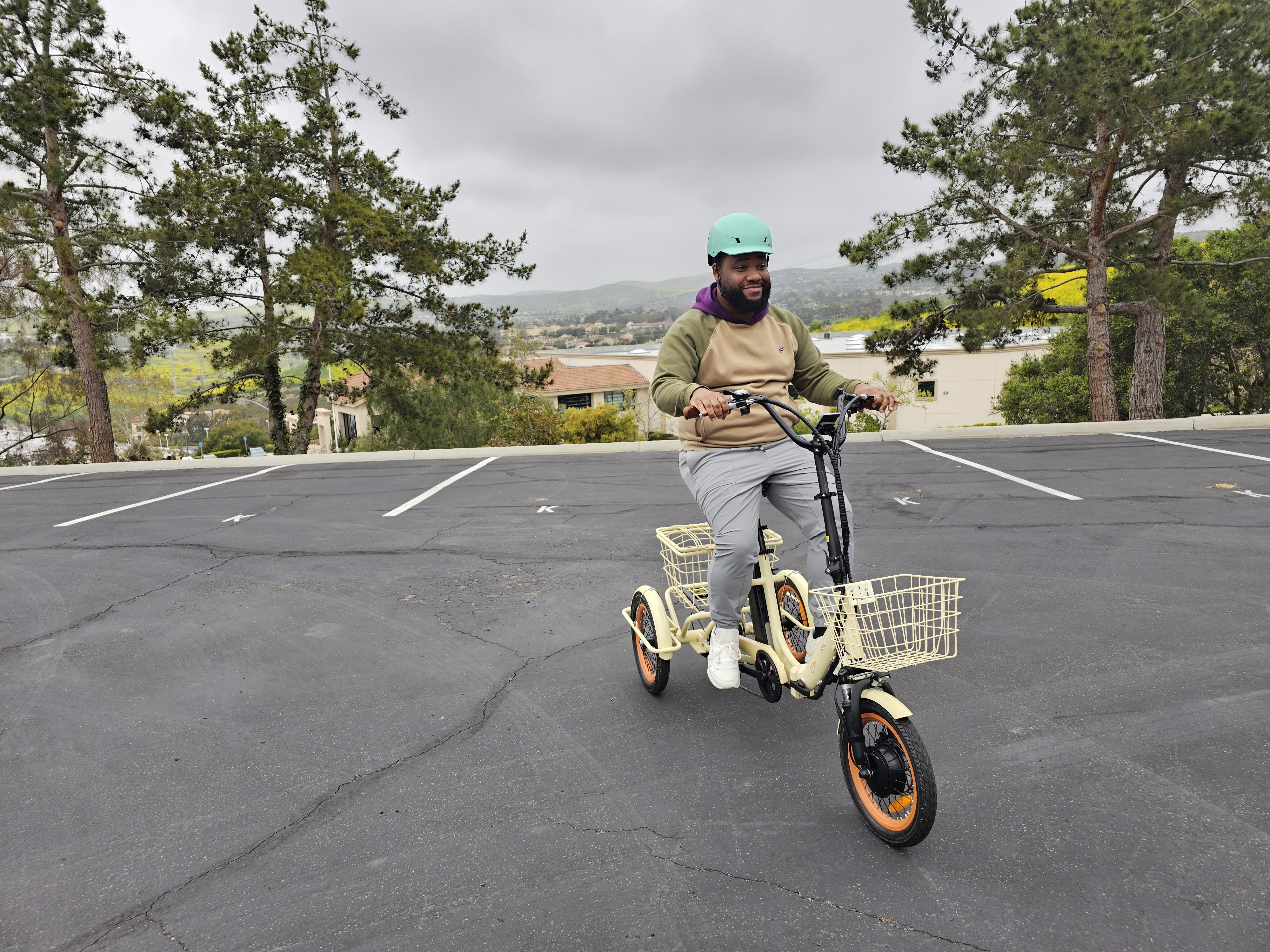 sixthreezero EZ Transit Folding E Trike Assembly Guide