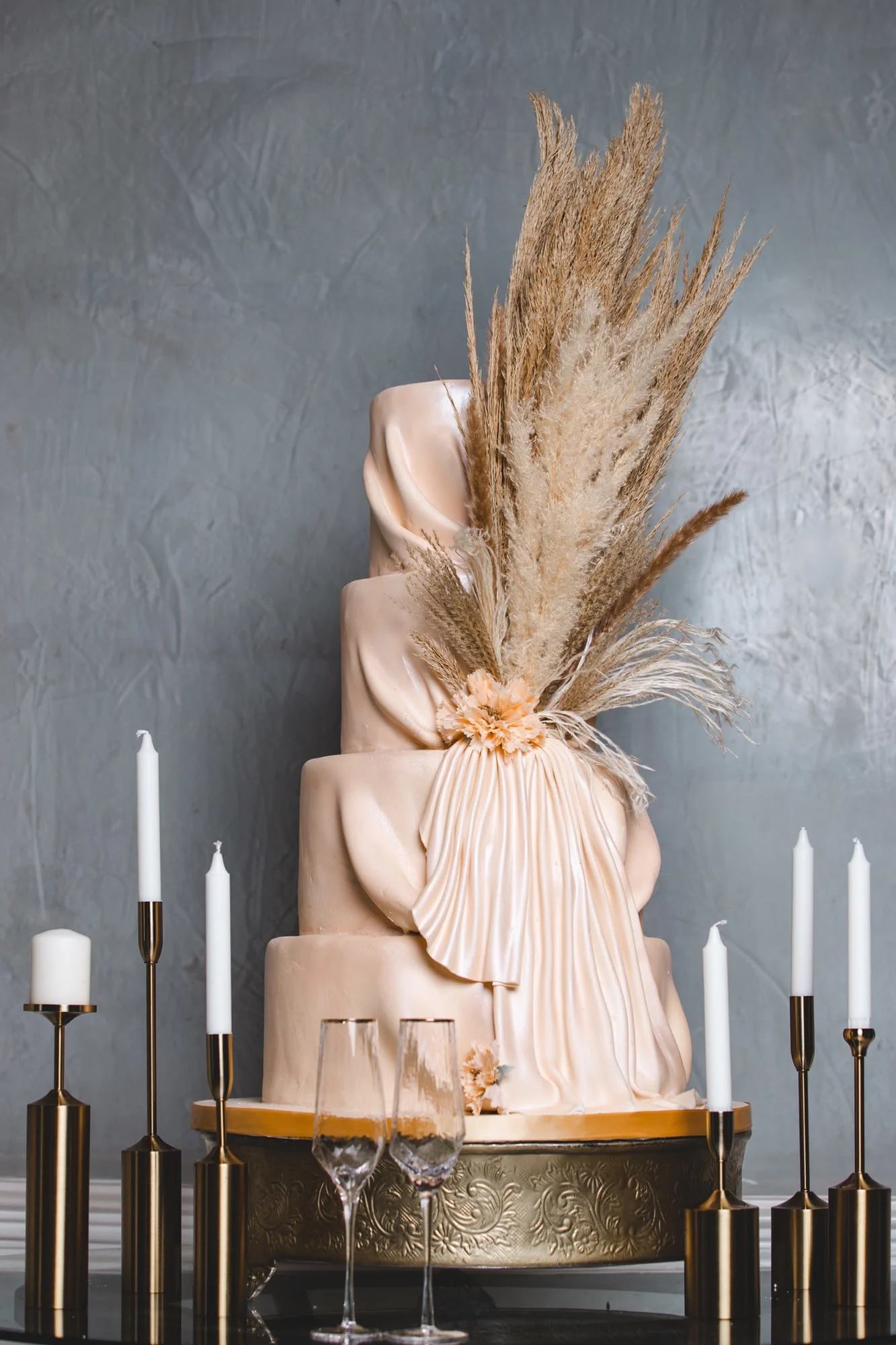 Wedding cake by Sarah Cakes