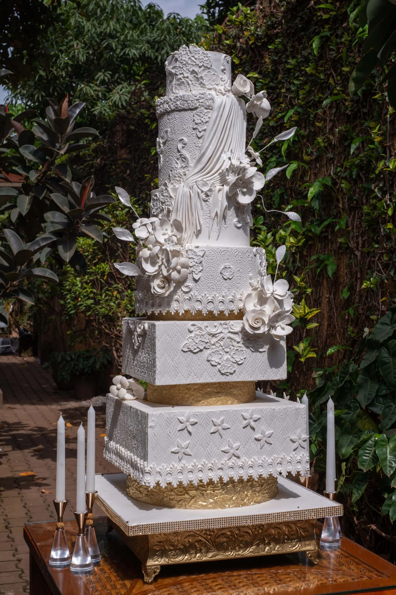 Wedding cake by Sarah Cakes
