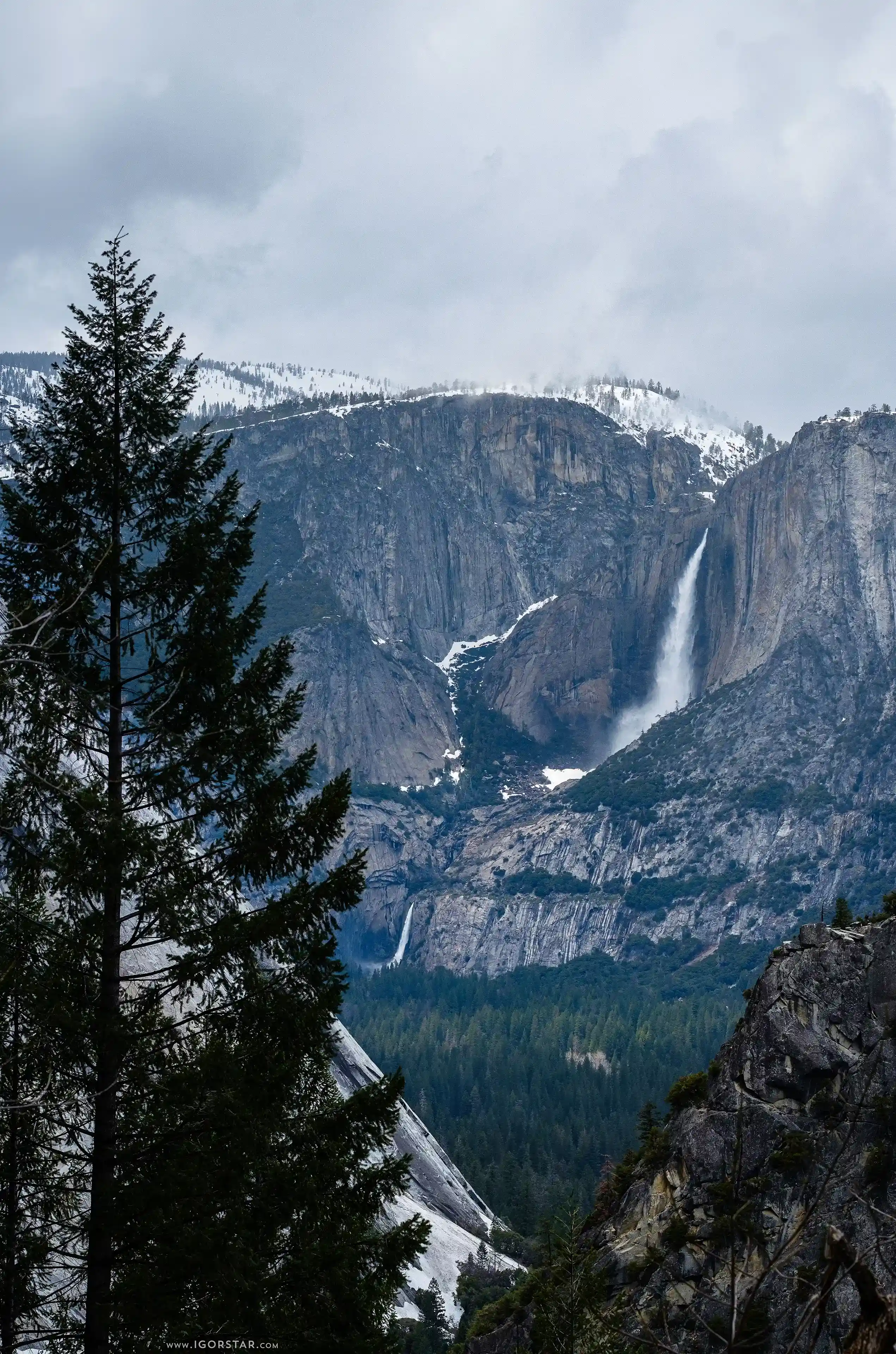 View on Yosemite Falls from Clark Point