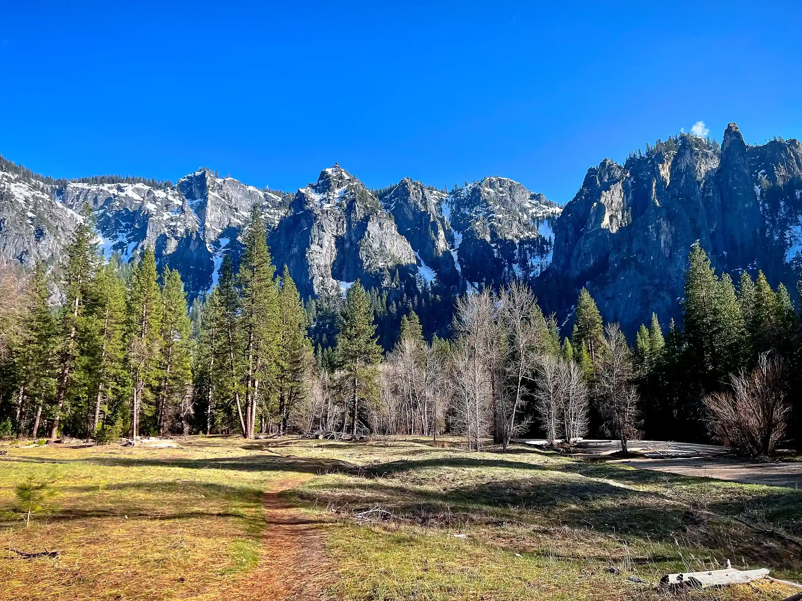 Yosemite Valley southern rim