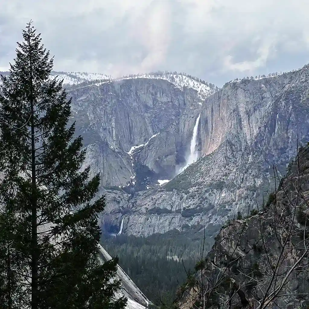 Yosemite Falls from mist trail