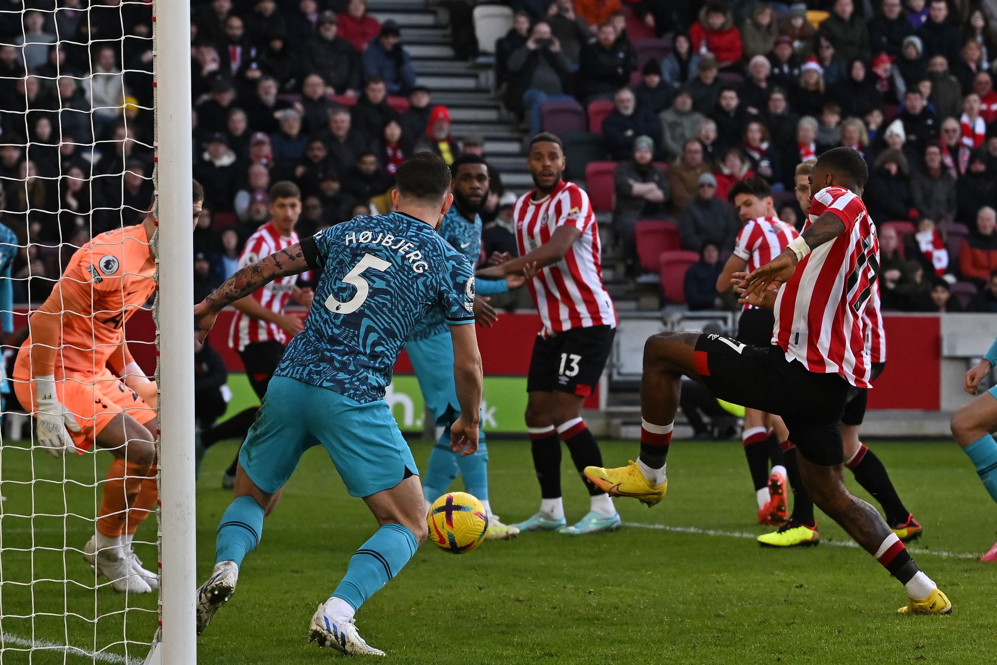 Ivan Toney goal Brentford v Tottenham Hotspur