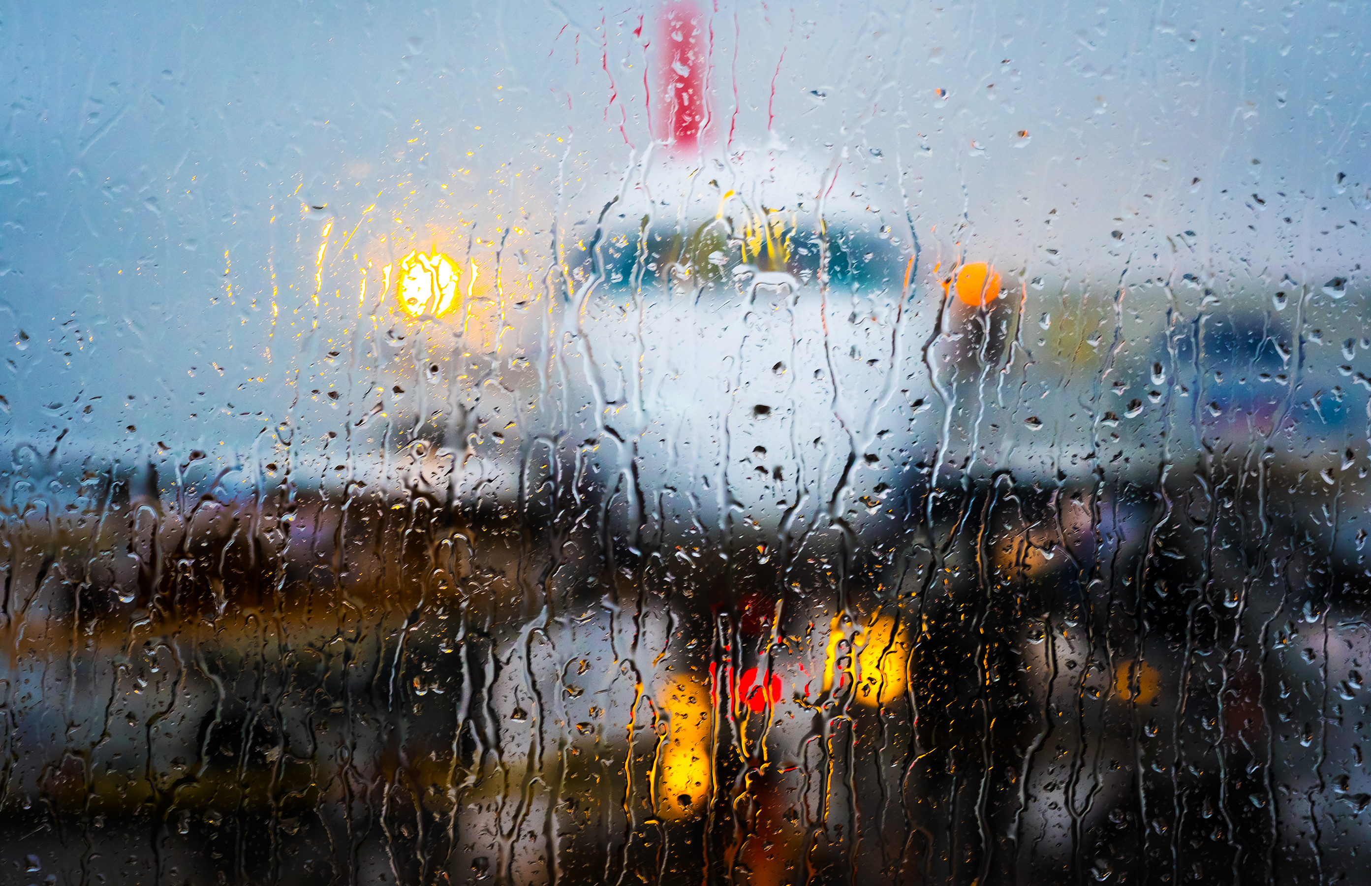 When Travel Plans Are Most Likely to Break: A Seasonal Risk Guide
