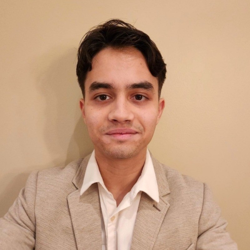 Thomas Nolasque headshot