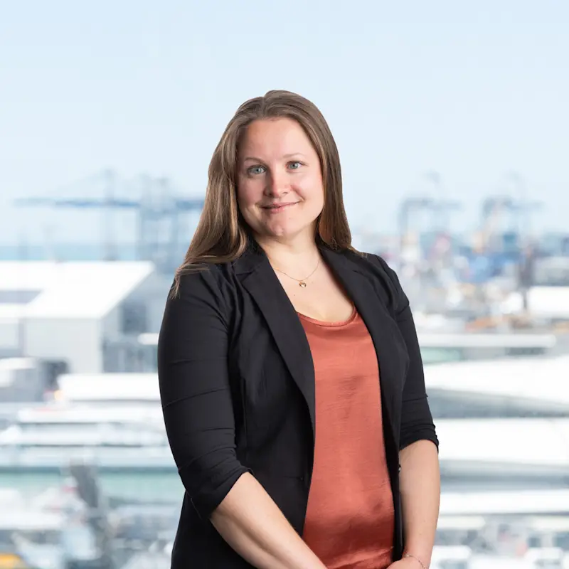 Laura Reitel 1280x1280