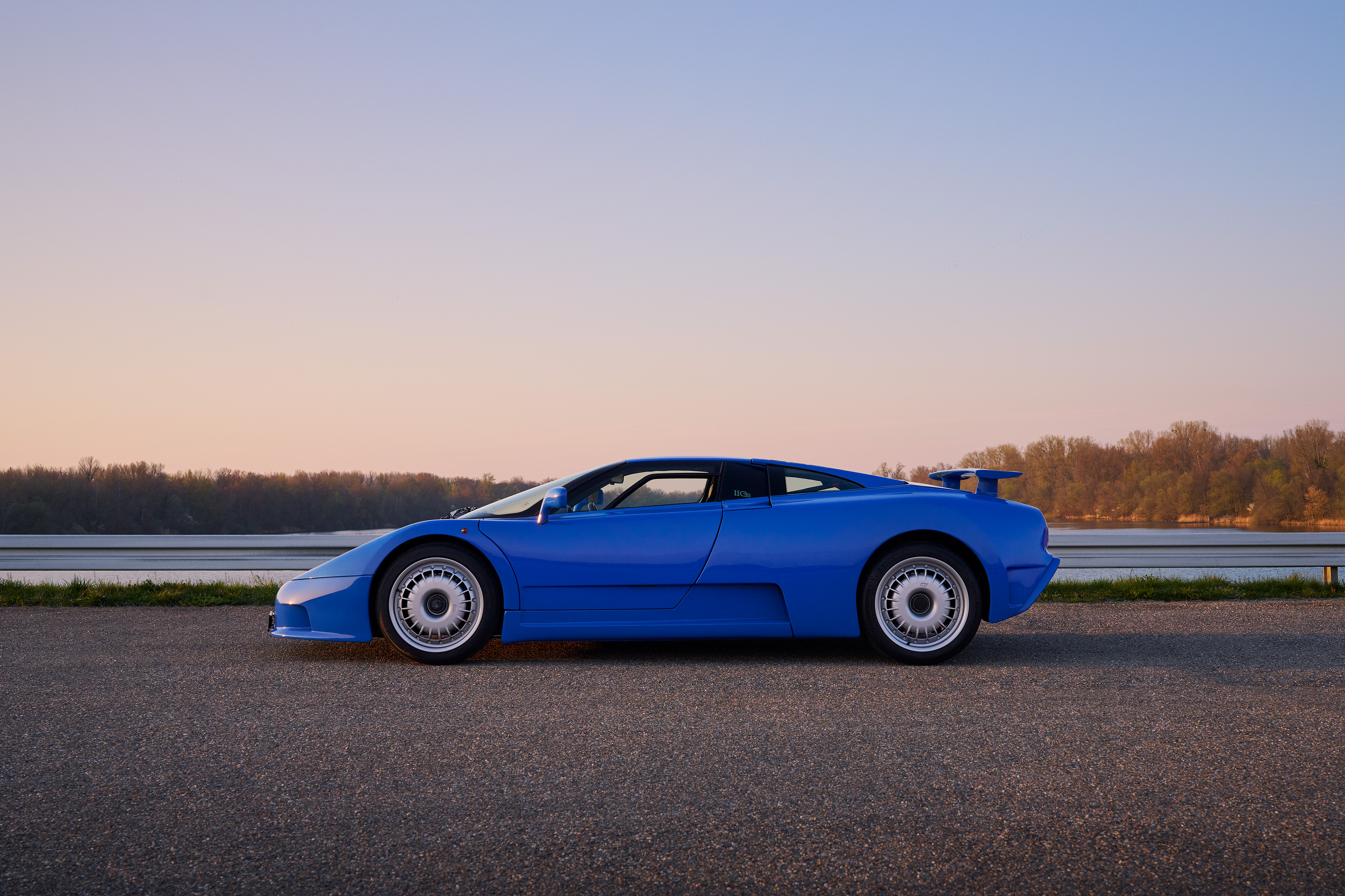 Bugatti EB110