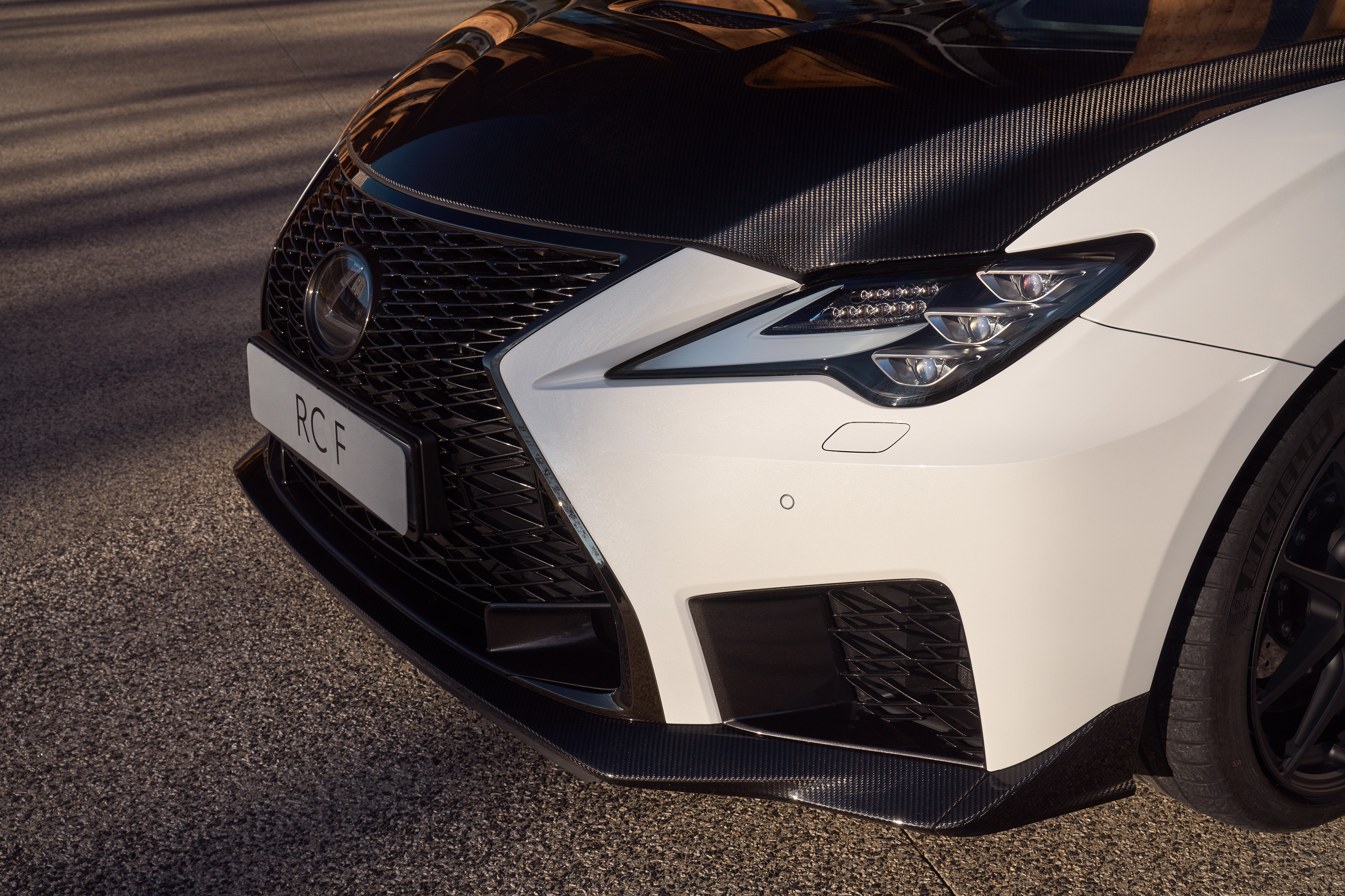 Lexus RCF