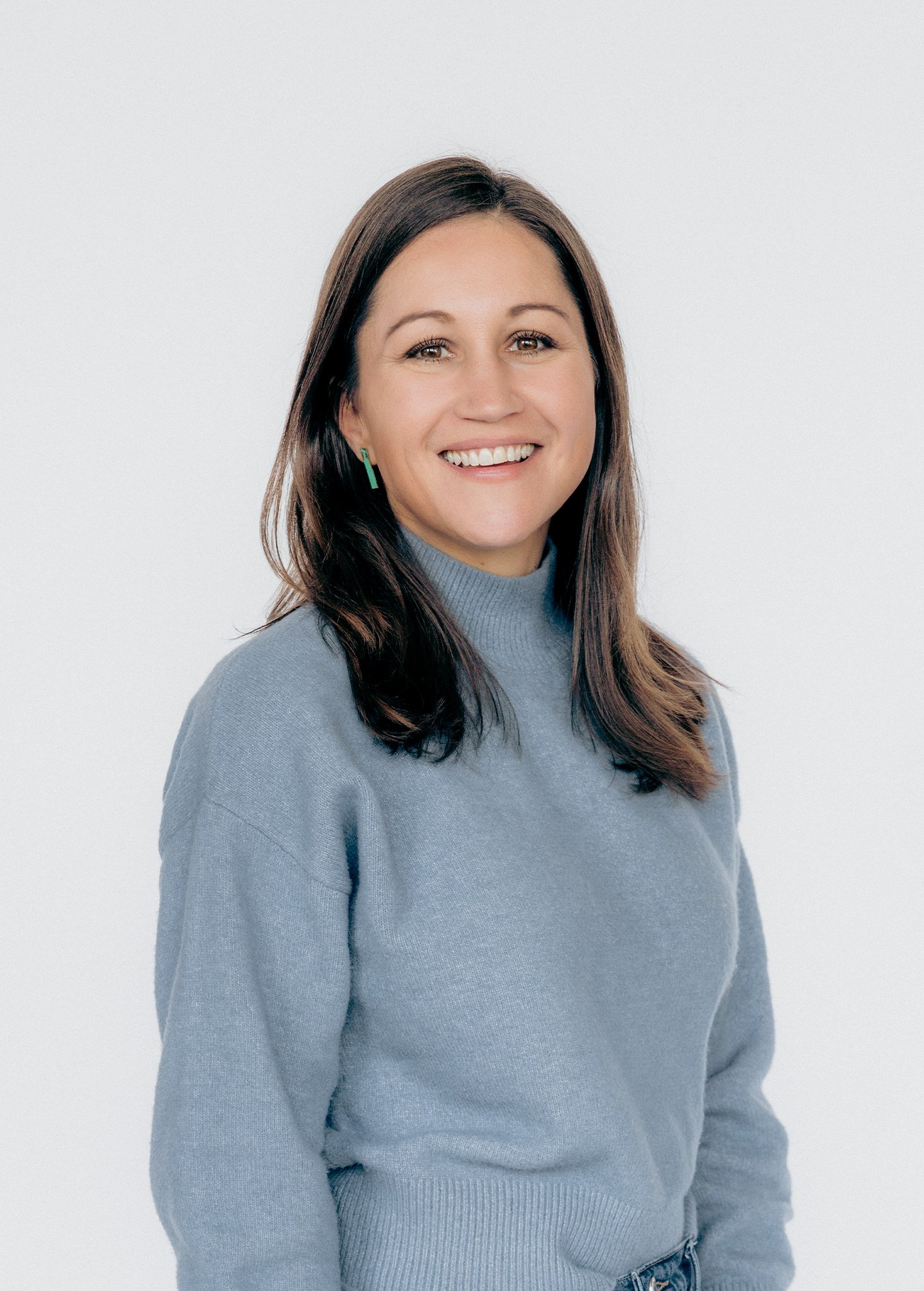 Brittany-Phillips---Color-Headshot