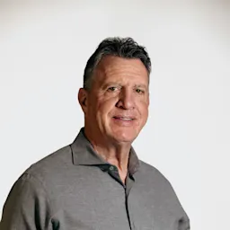 Chris Lyndon Headshot