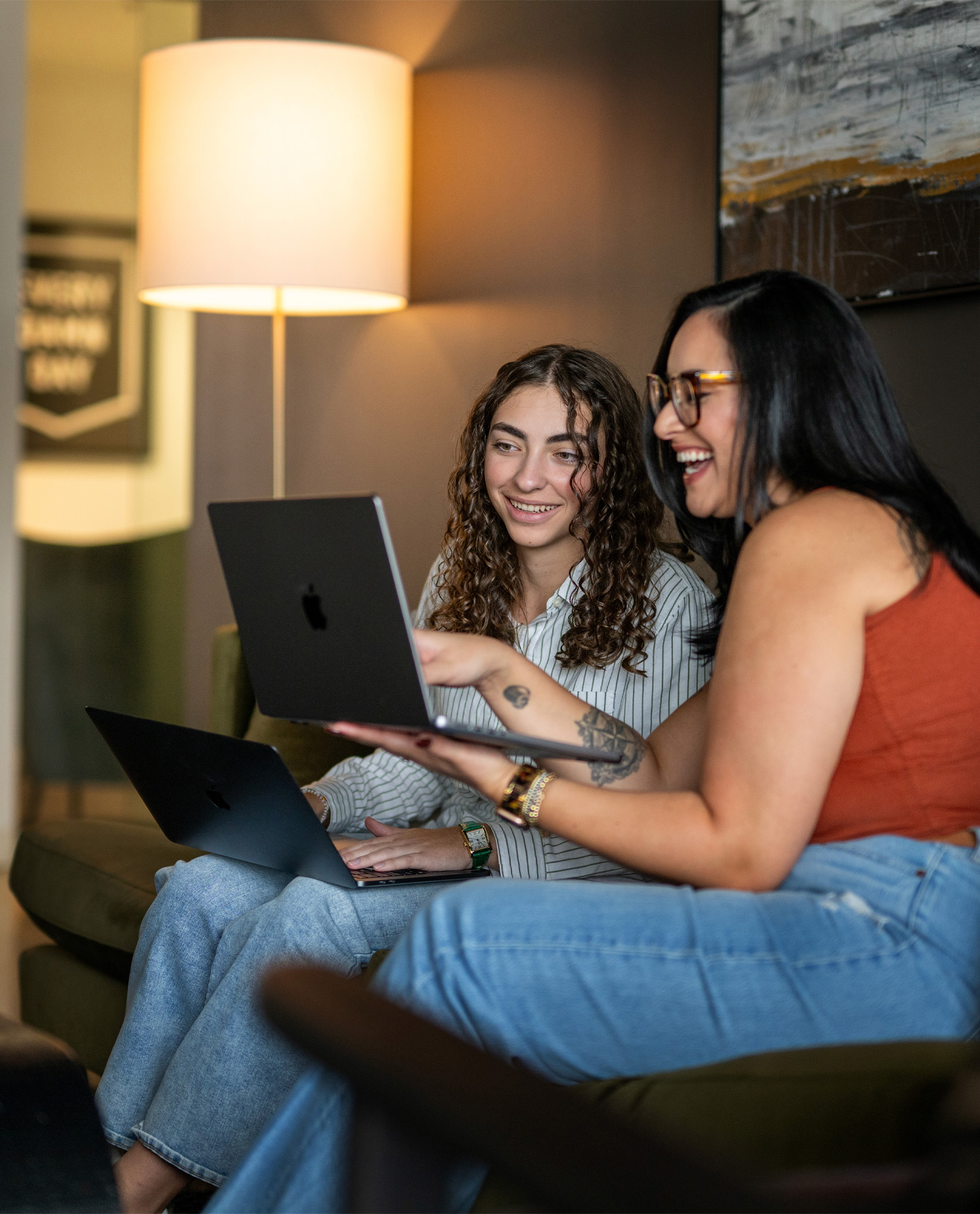 Image_Homepage_We-Work-Differently