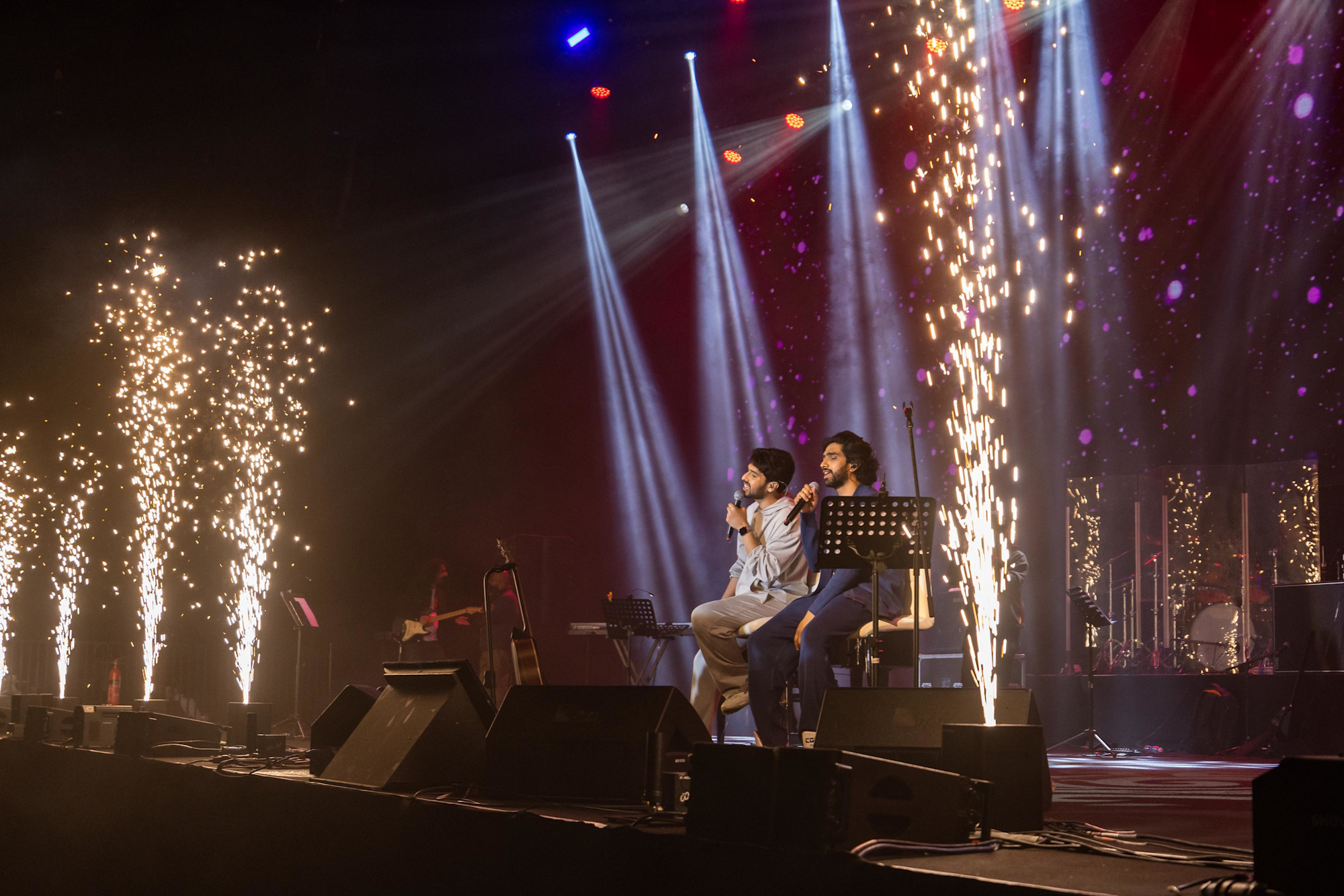 Armaan (L) and Amaal Malik perform at DEC Arena m48353