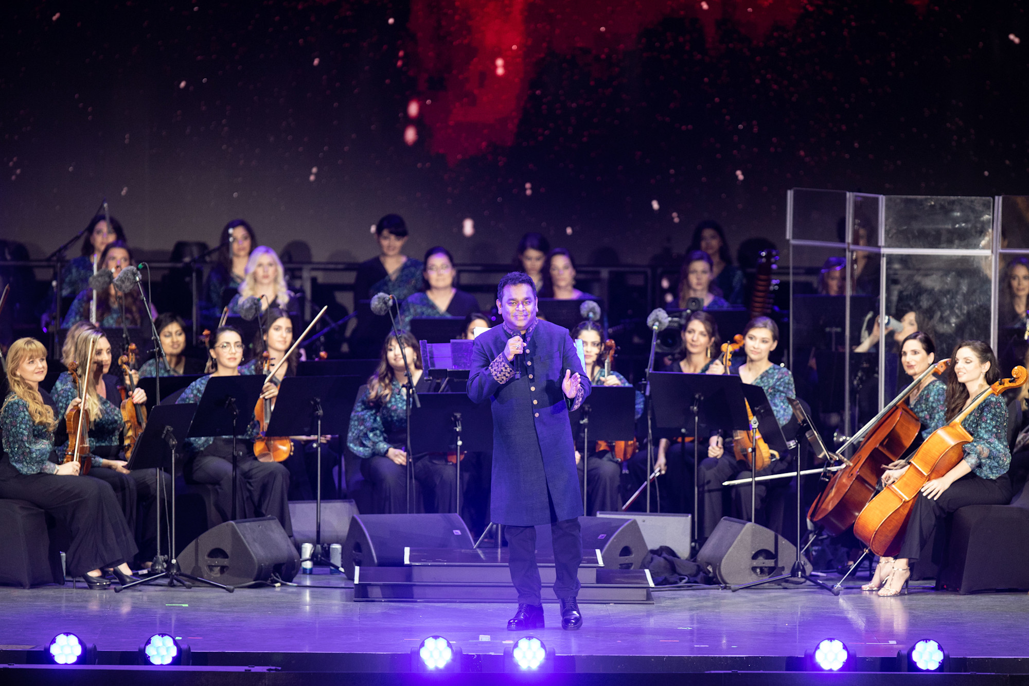 Firdaus Orchestra with Indian film composer AR Rahman Original Image m6093