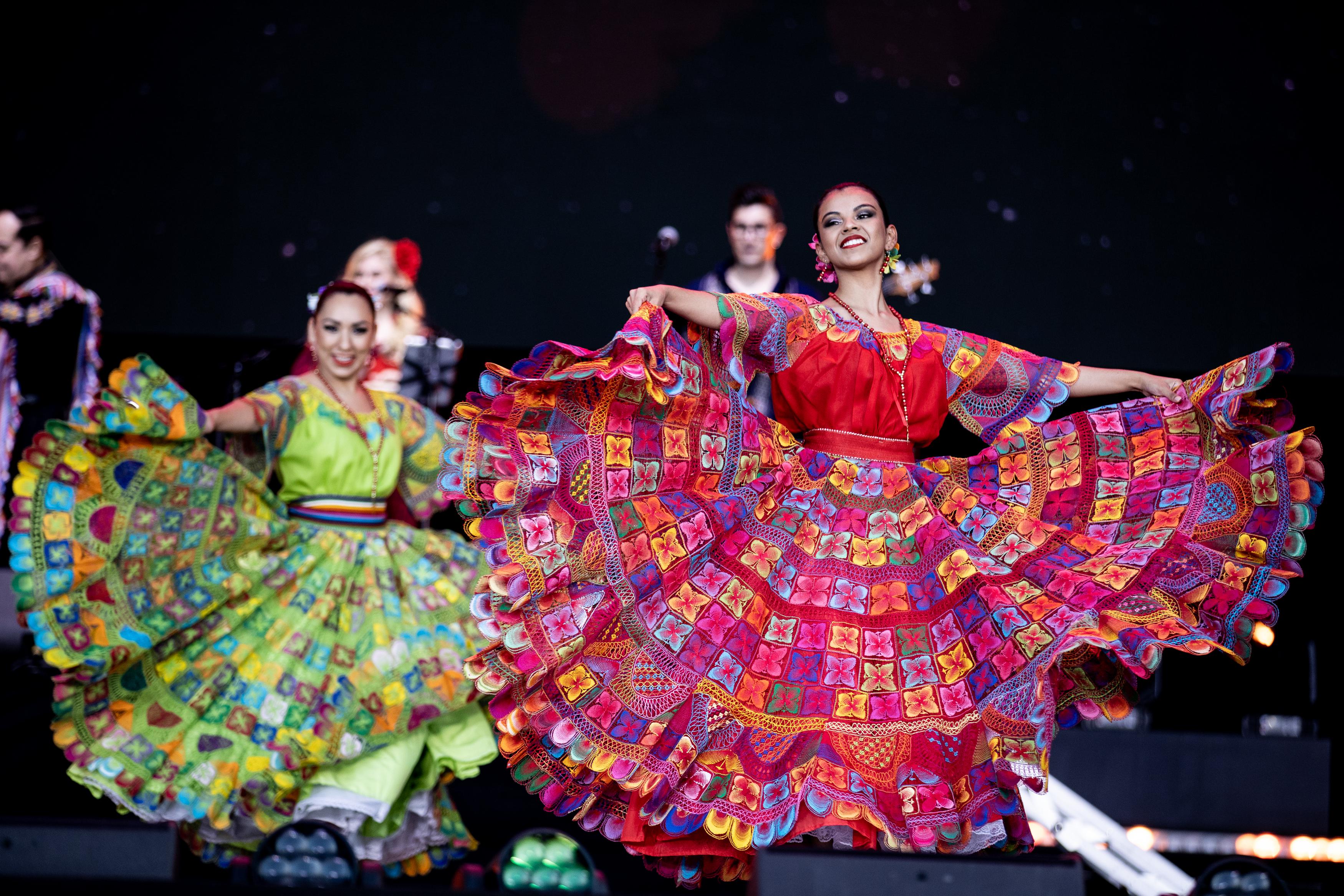 Paraguay: Christmas Folkloric Music and Dance | World Expo