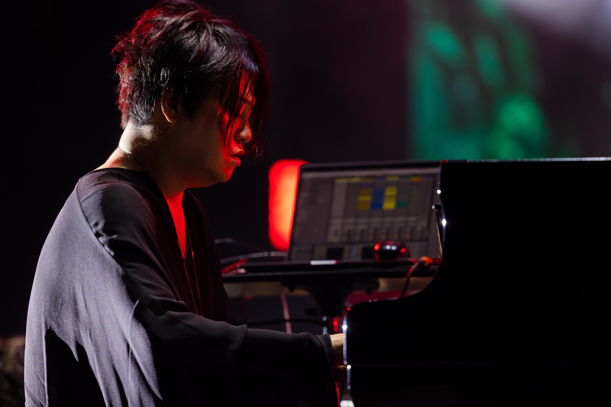 Android Opera “MIRROR” performance by Keiichiro Shibuya at Jubilee Stage m57808