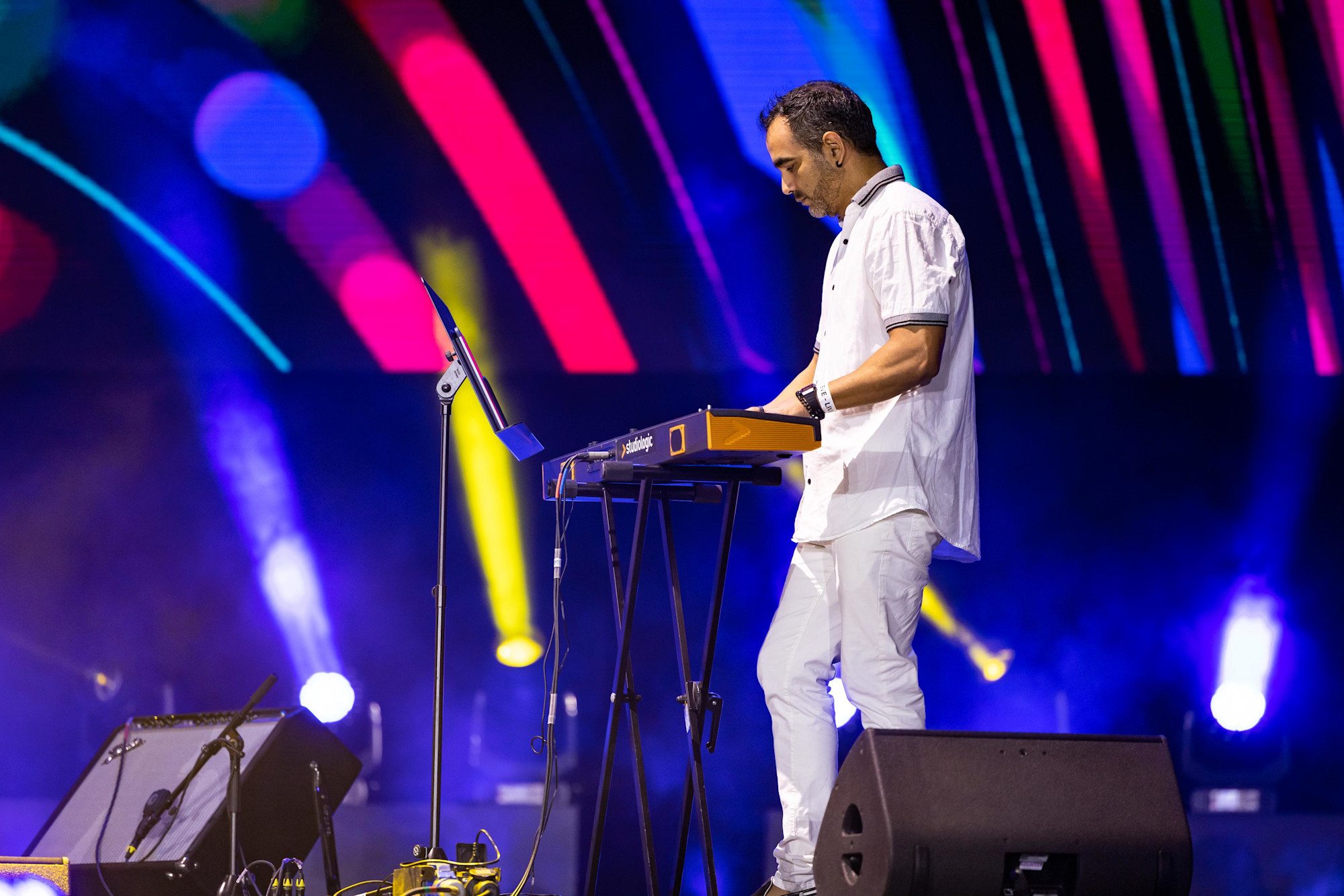 Jose Ramon performs at Jubilee Stage m42631