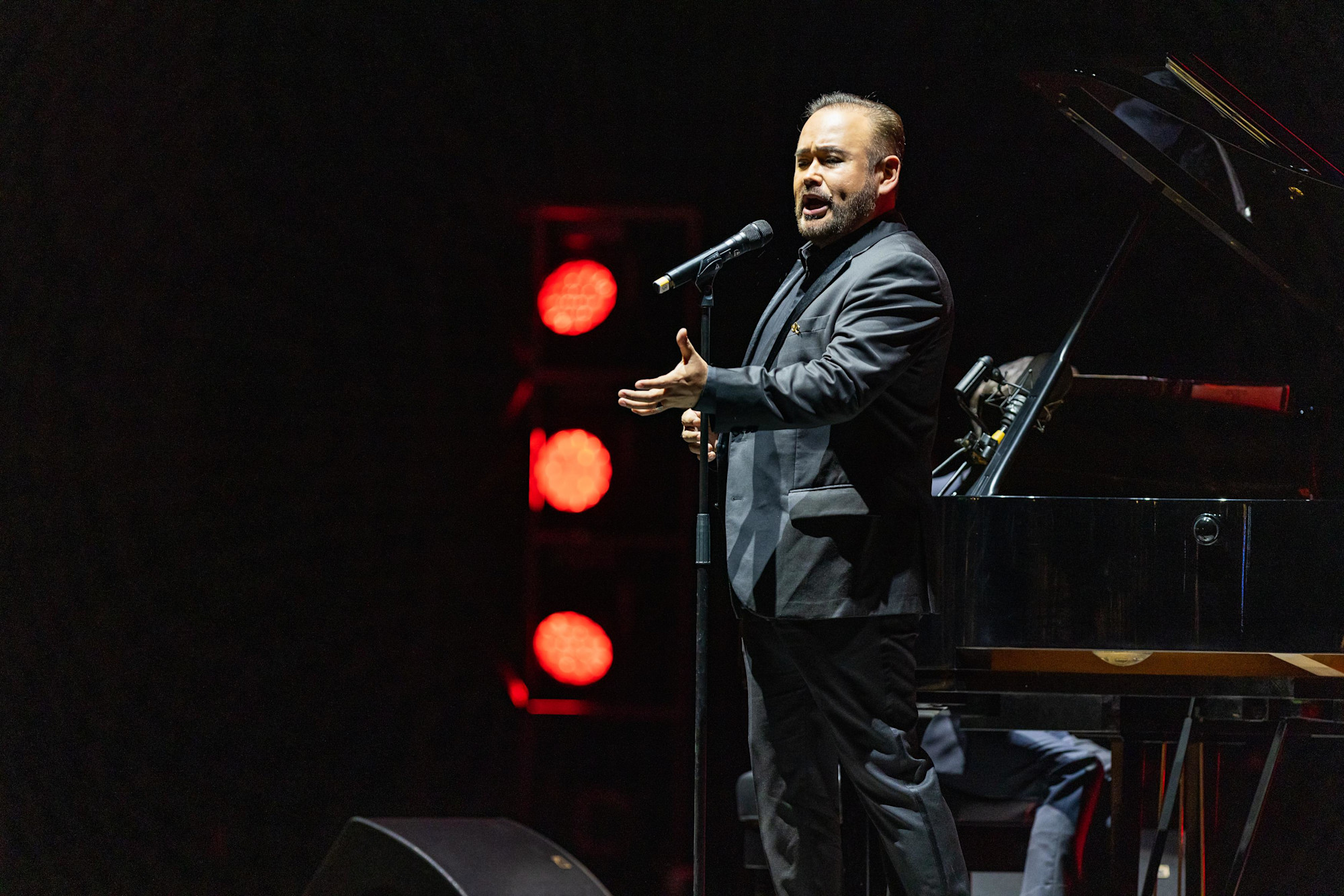 Opera Gala Performance by Javier Camarena at Dubai Millennium Amphitheatre m9726