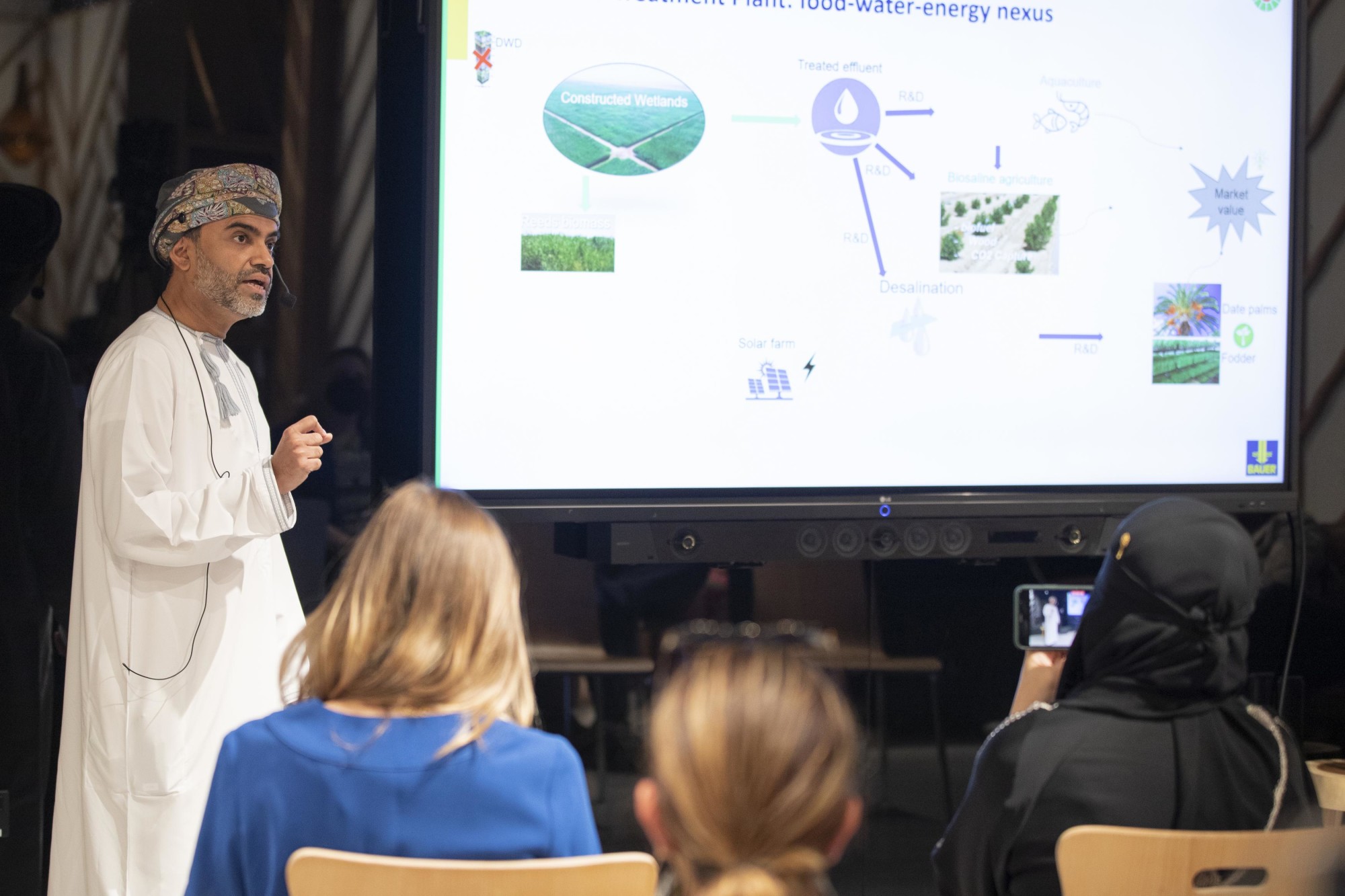 Junaid Ghulam, Petroleum Engineering Manager, Petroleum Development Oman speaks during the Best Practice Programming - Spotlighting Solutions Around Water Management at the Best Practice Area, Speakers Corner m68648