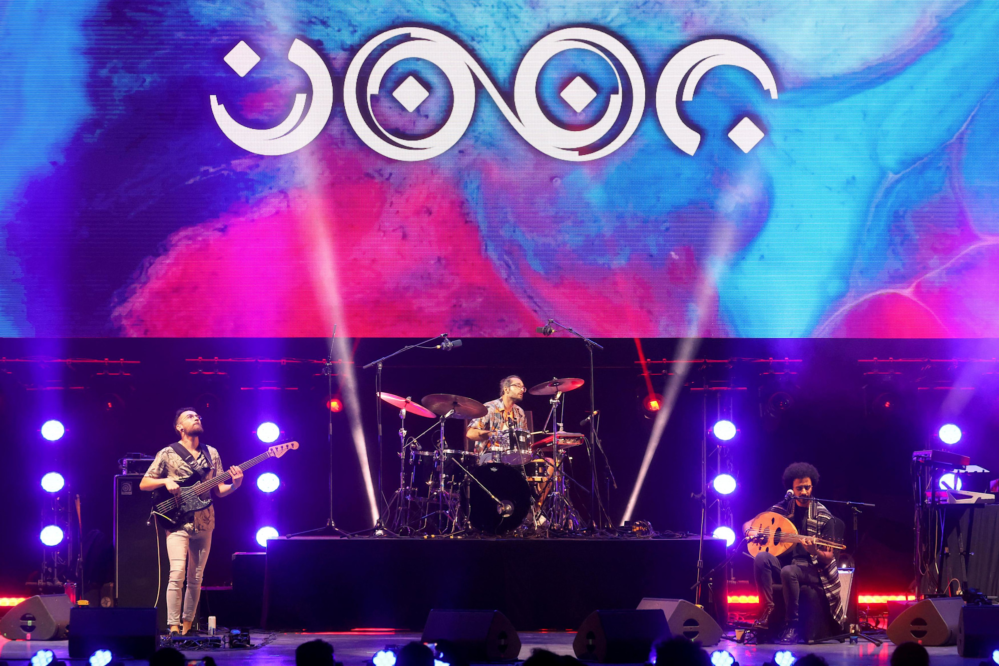 Noon and Friends performance at Dubai Millennium Amphitheatre m70478