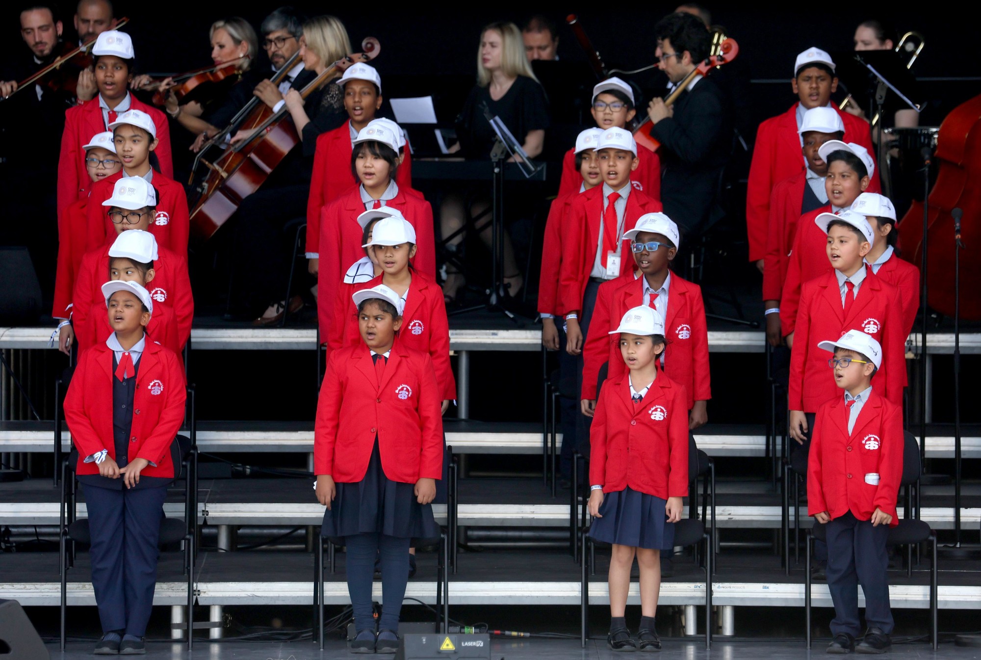 School choirs perform ‘Nasheed Al Wasl’ at Jubilee Stage m67146