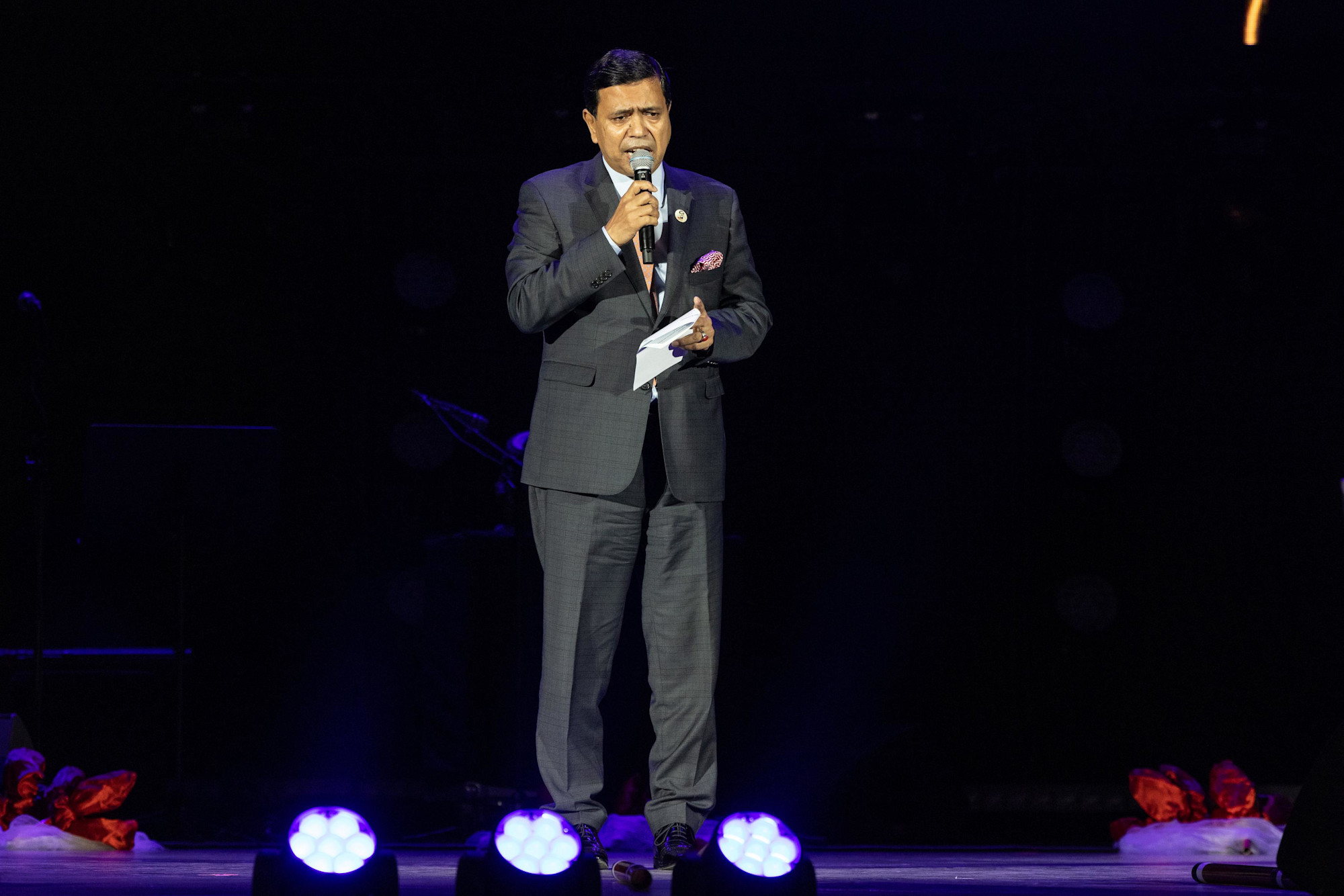 Bangladesh Shilpakala Academy perform at Dubai Millennium Amphitheatre m64503