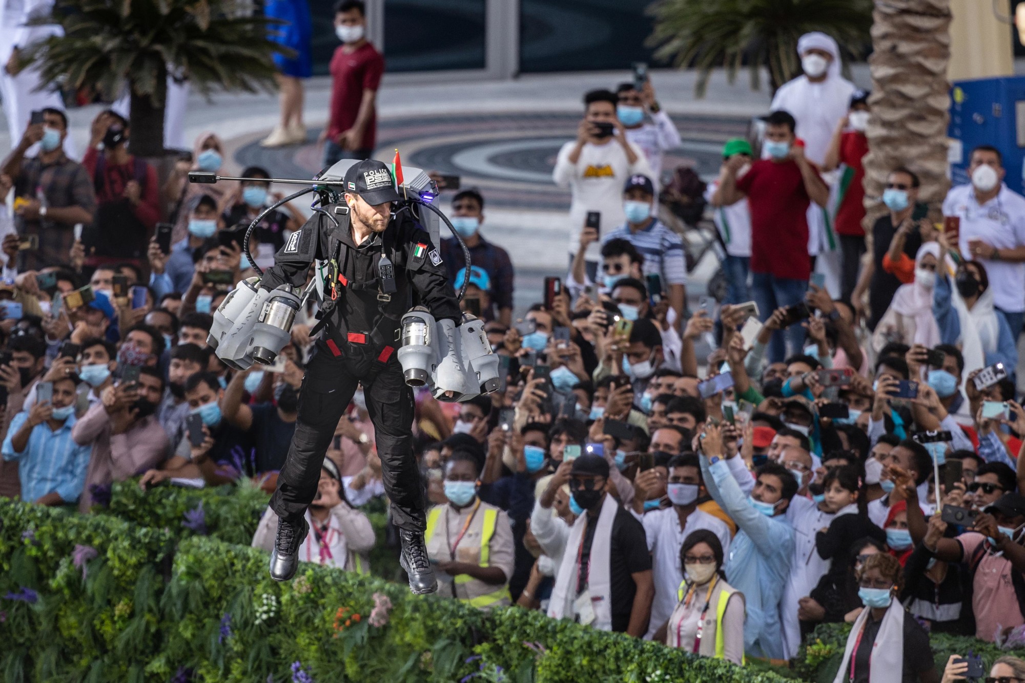 Gravity Man by Dubai Police at Al Wasl m15745
