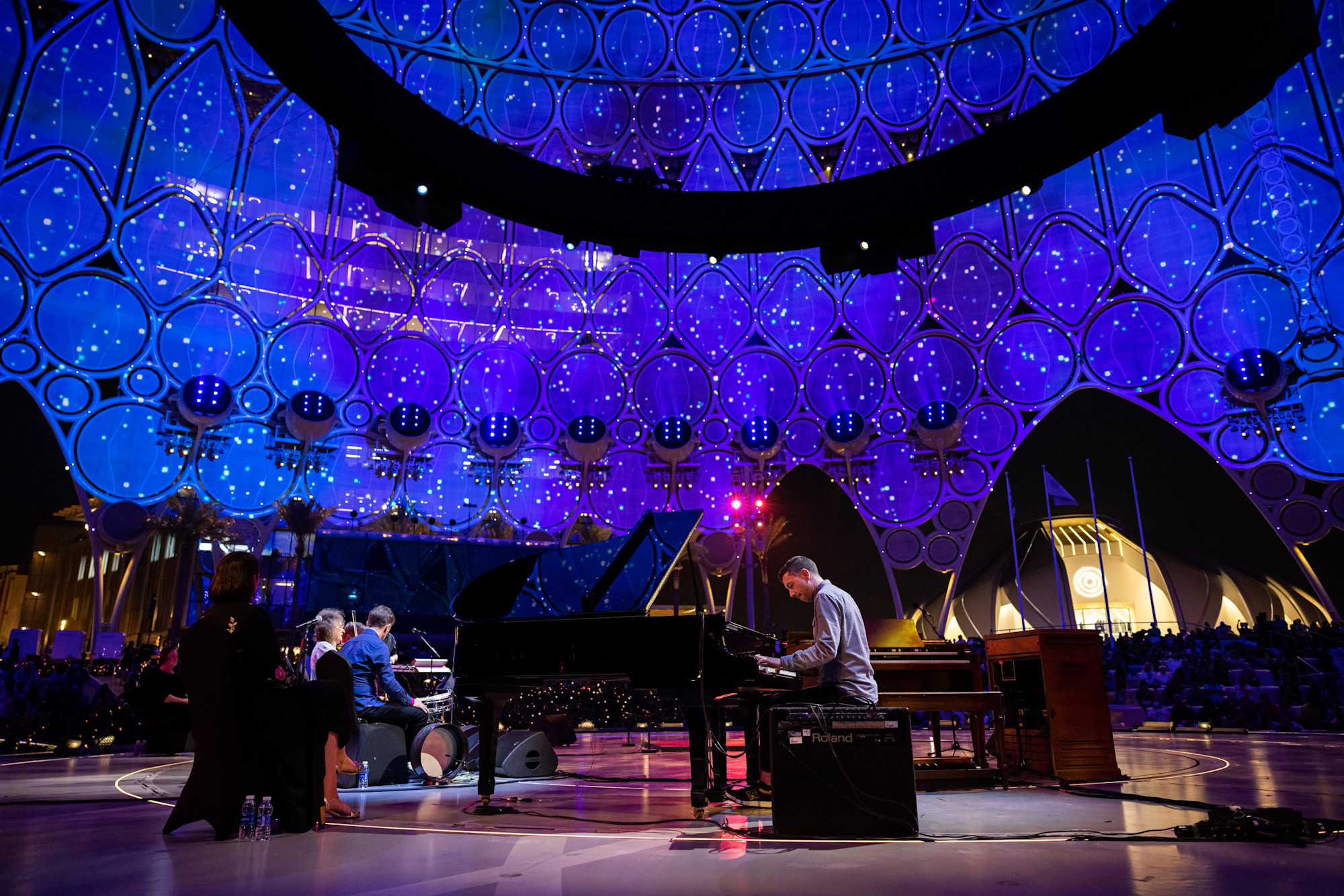 Gala Concert with Martin Hayes and Daithi at Al Wasl m64557
