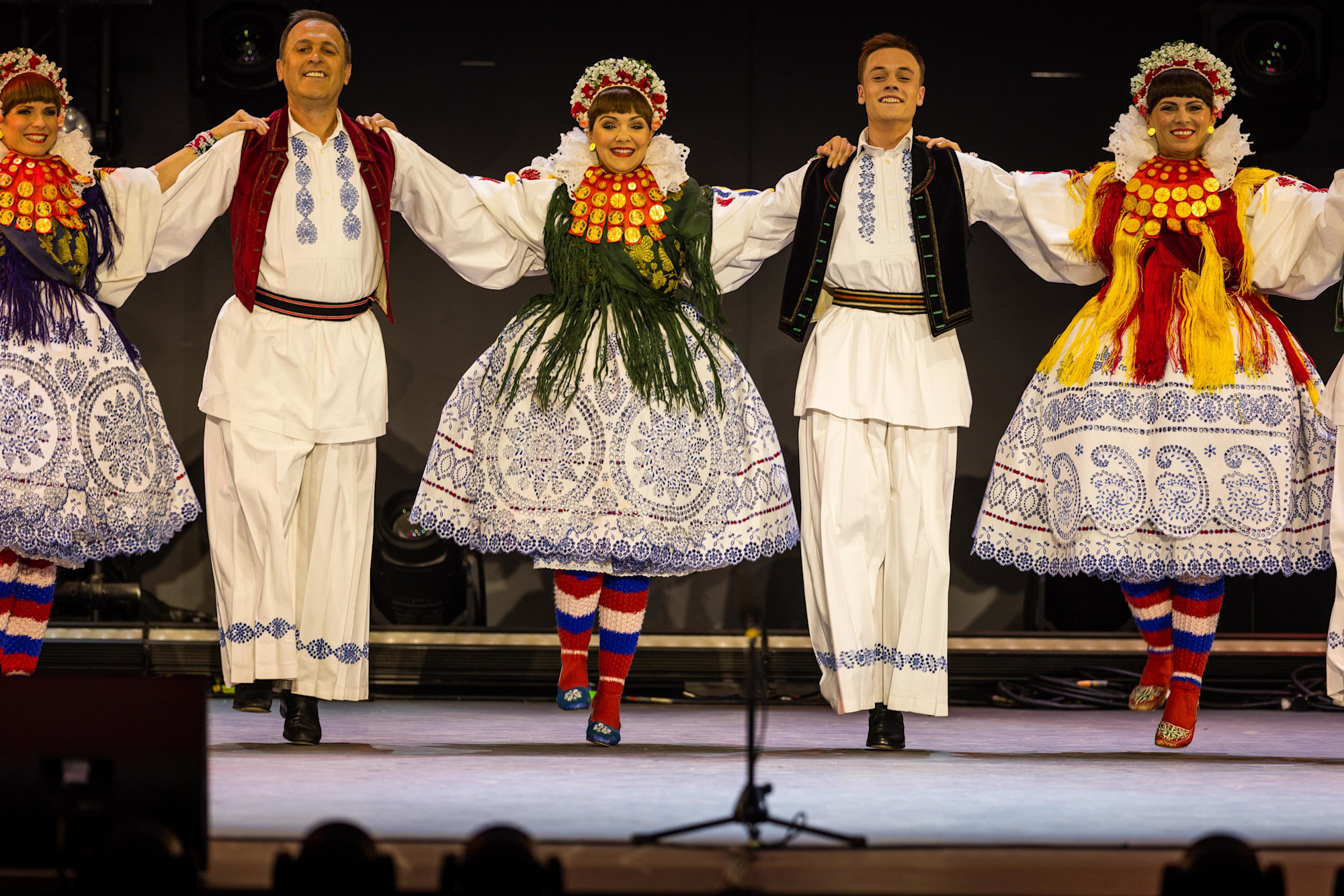 Folklore performance from Croatia at Dubai Millennium Amphitheatre m60076