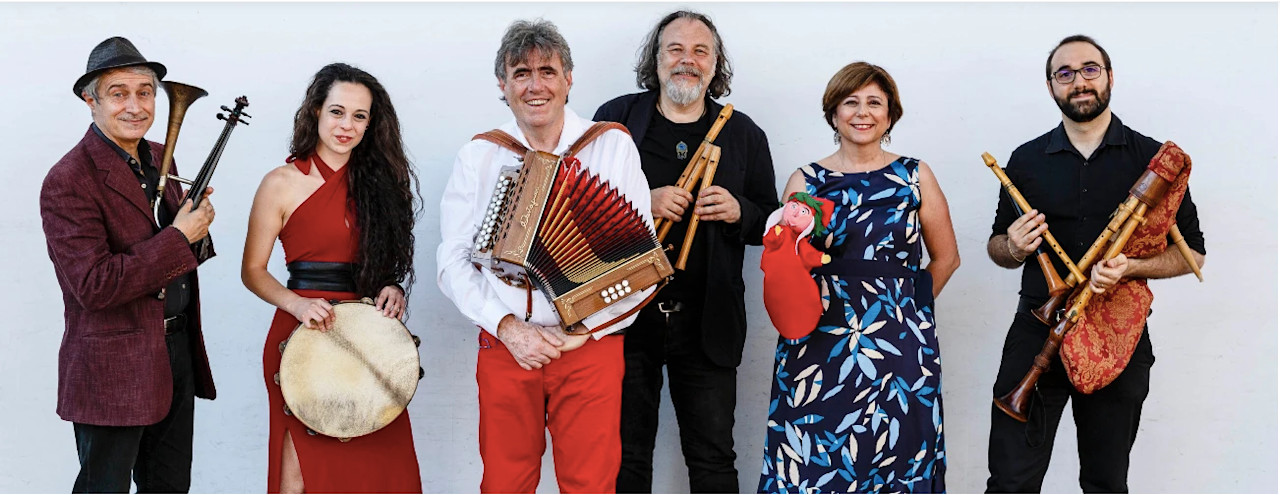 Italy: Ambrogio Sparagna and Orchestra Popolare Italiana