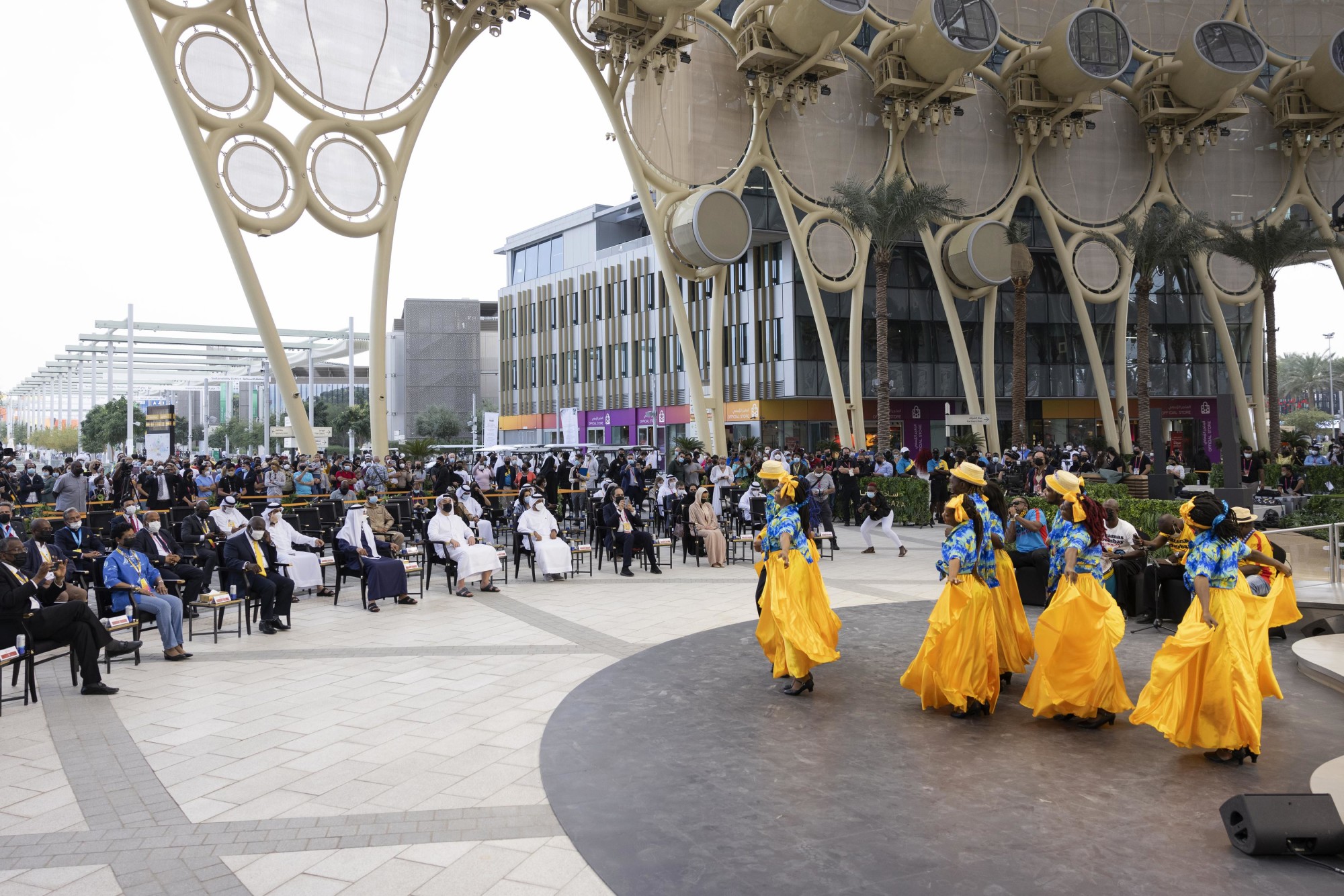 Cultural performance during the Bahamas National Day Ceremony at Al Wasl m34008