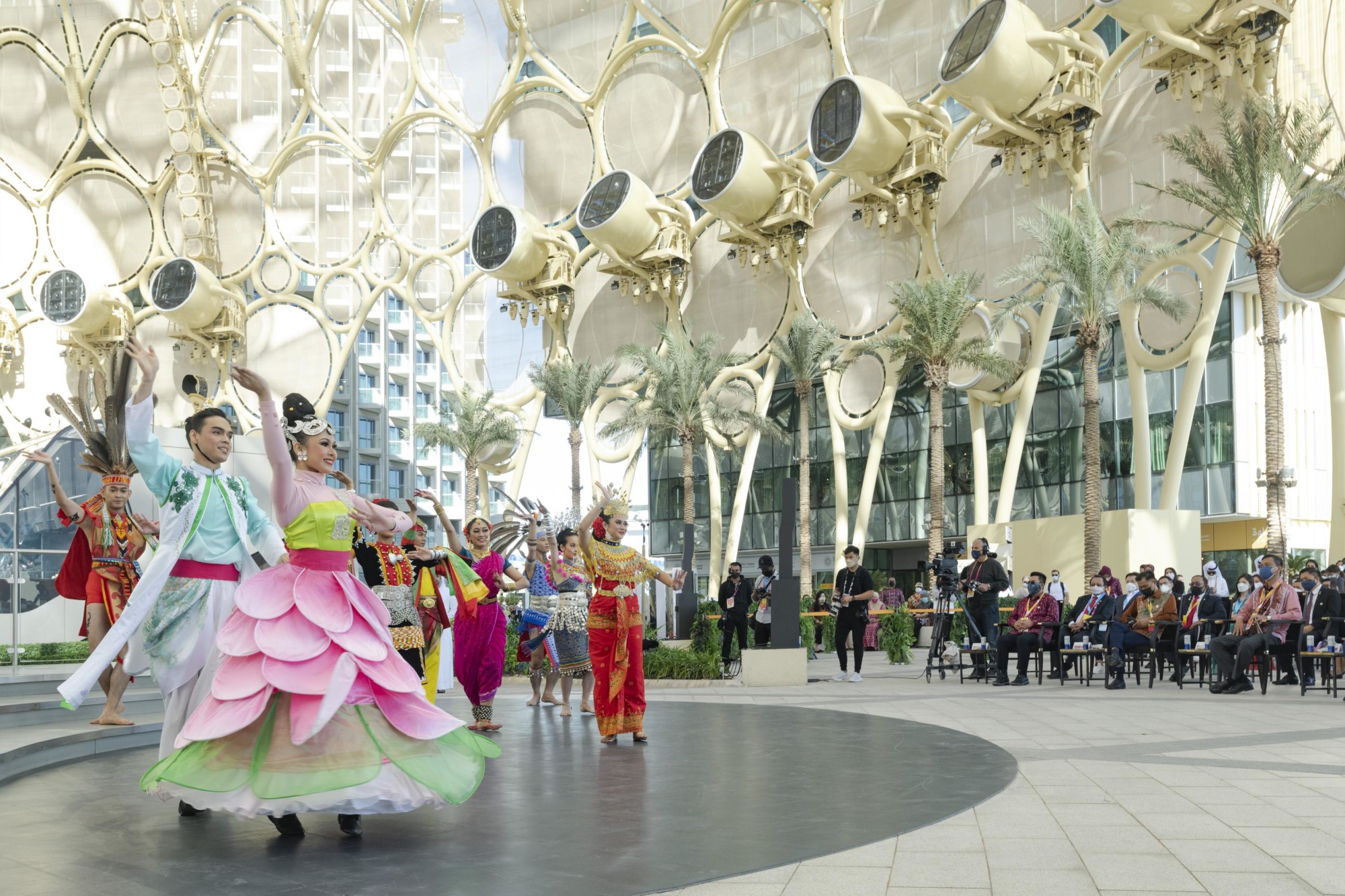 Cultural performance during Malaysia National Day Ceremony at Al Wasl m30596