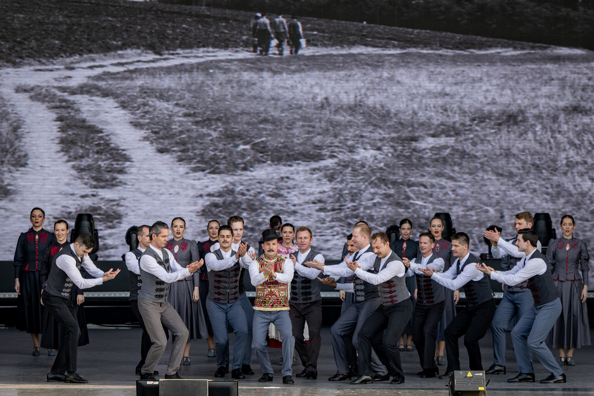 Dance Canon - Hommage à Kodály Zoltán at Jubilee Stage m64024