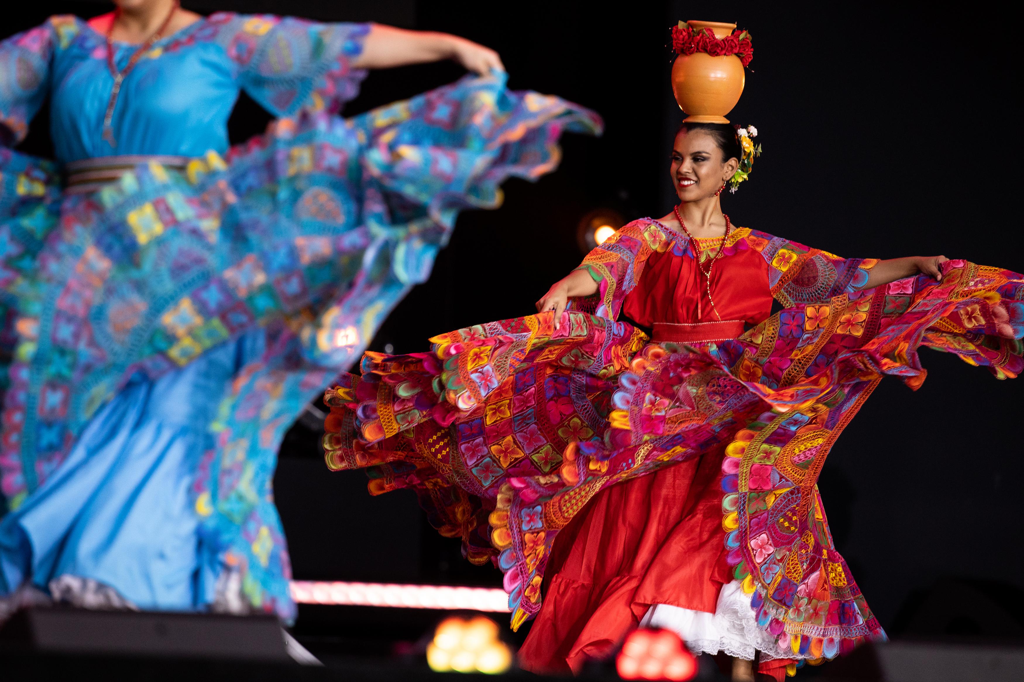 Paraguay: Christmas Folkloric Music and Dance | World Expo