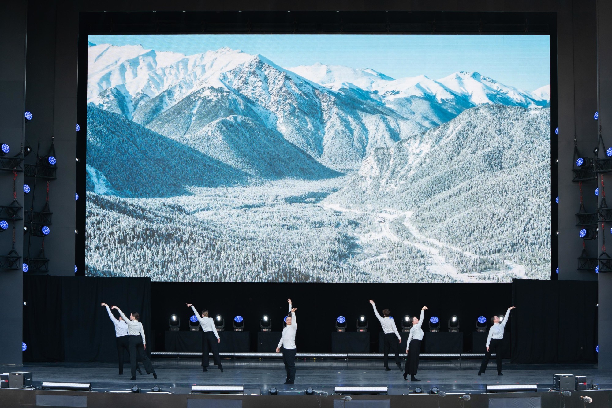 Rocky Mountain Ballet perform at Jubilee Stage m20016