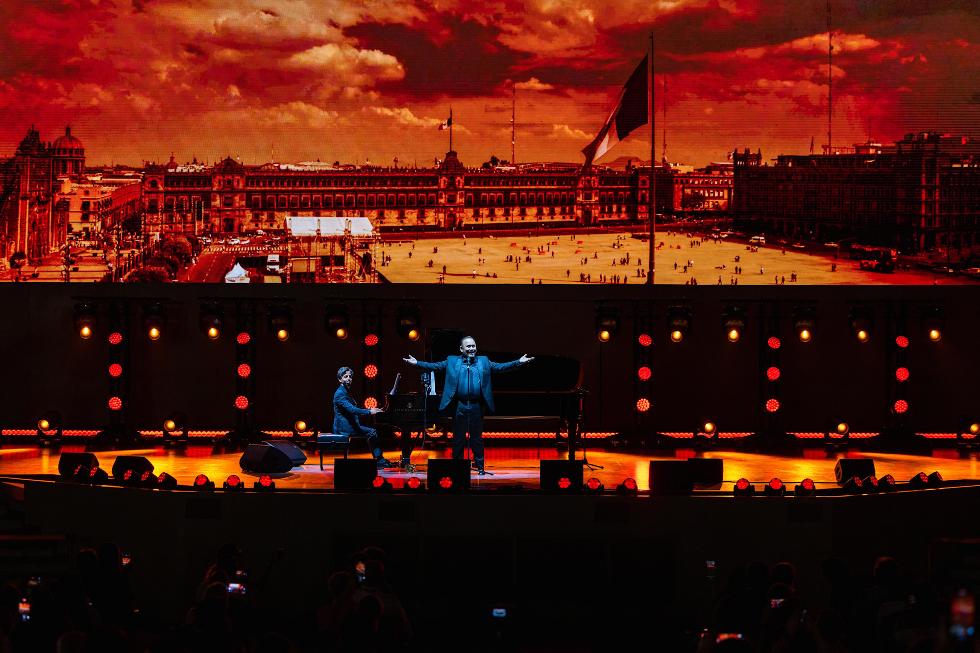 Opera Gala Performance by Javier Camarena at Dubai Millennium Amphitheatre m9733